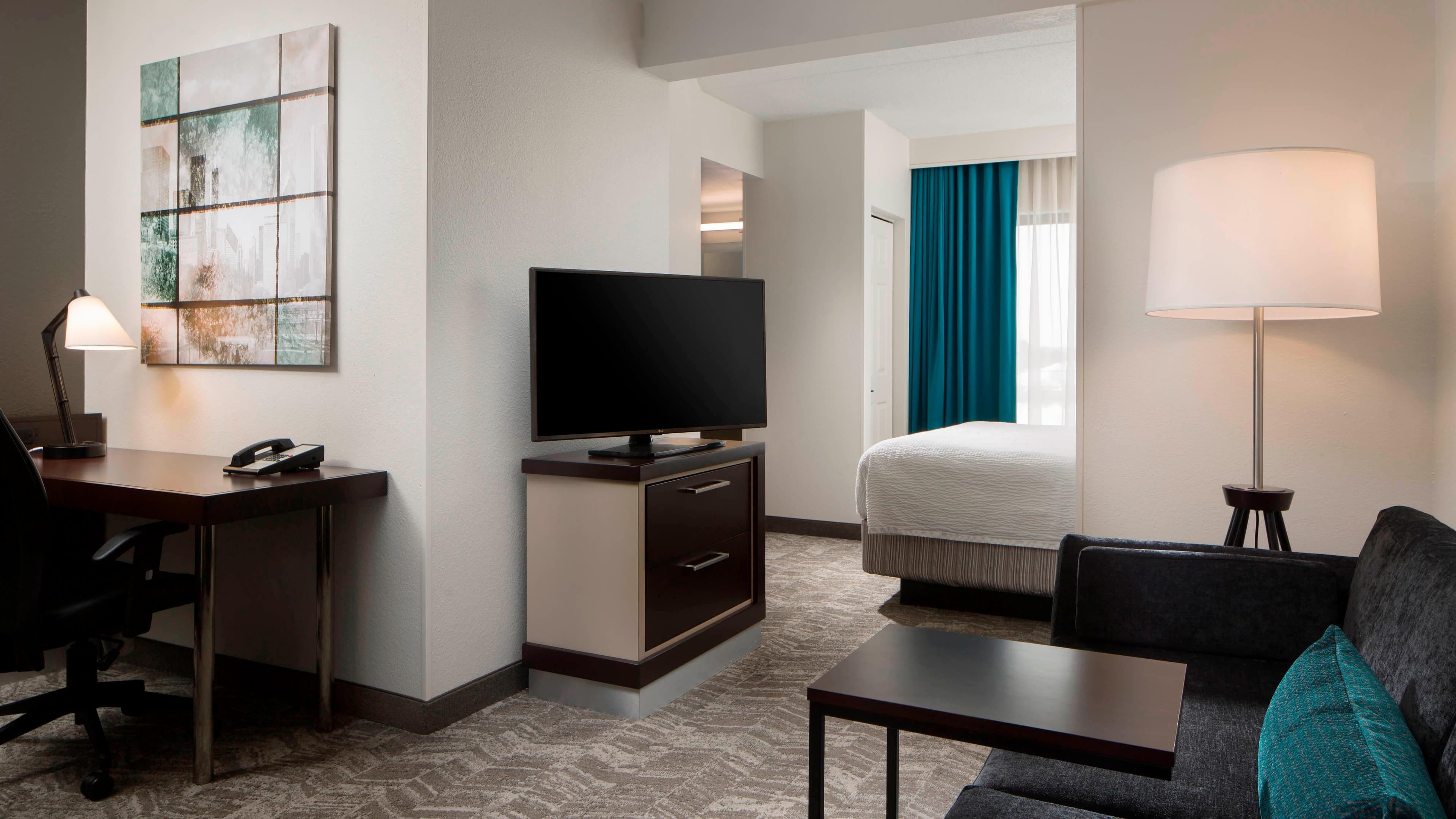 Crowne Plaza Chicago West Loop — 12
