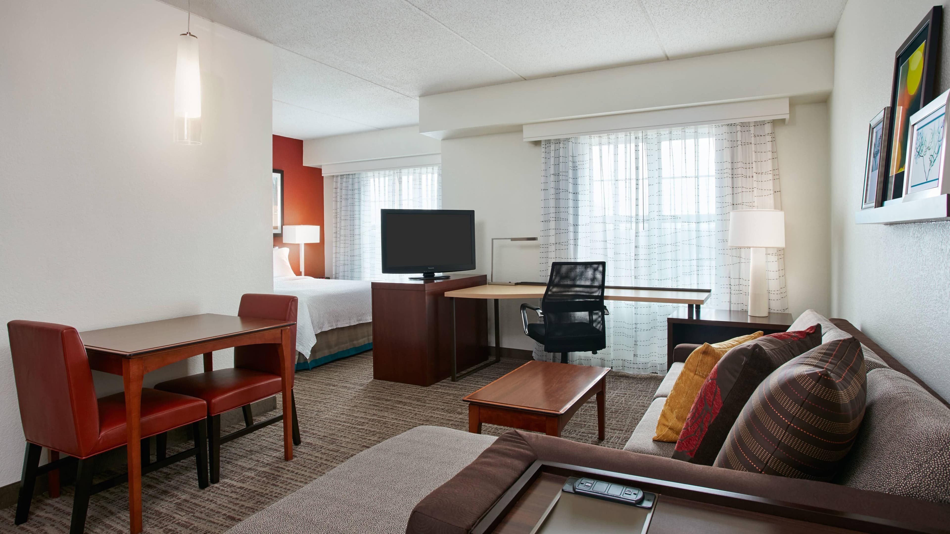 Residence Inn Chicago Schaumburg/Woodfield Mall — 7