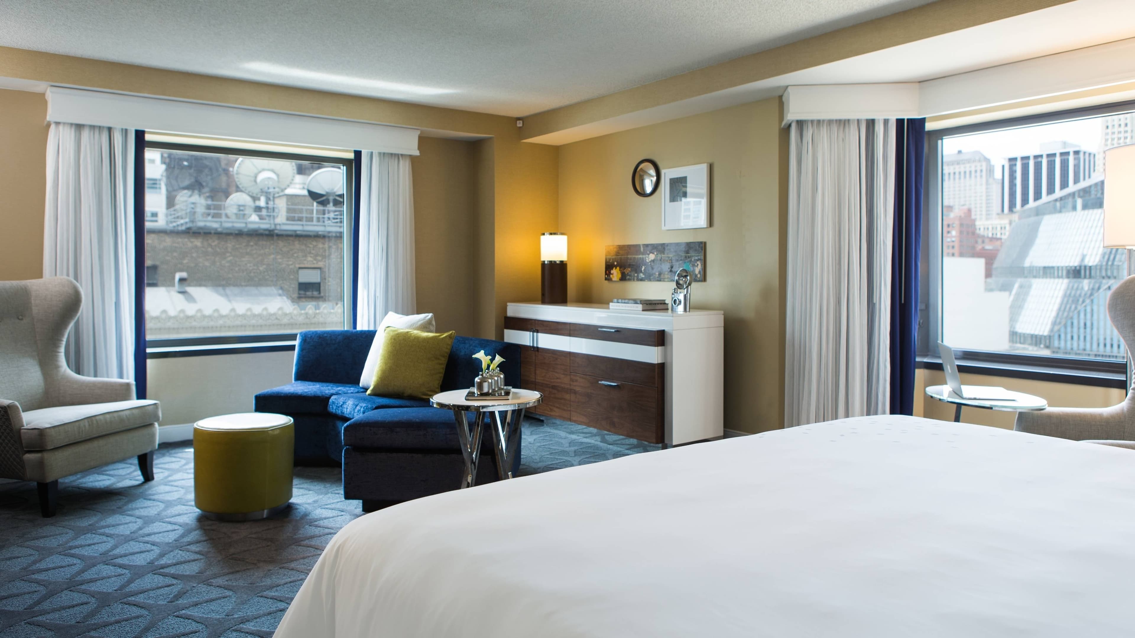 Renaissance Chicago Downtown Hotel — 17
