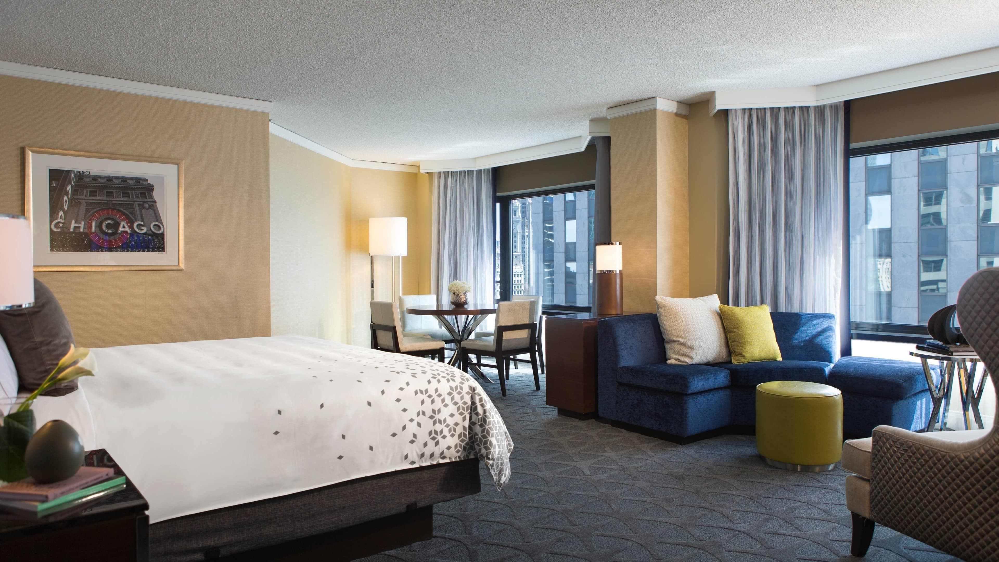 Renaissance Chicago Downtown Hotel — 18