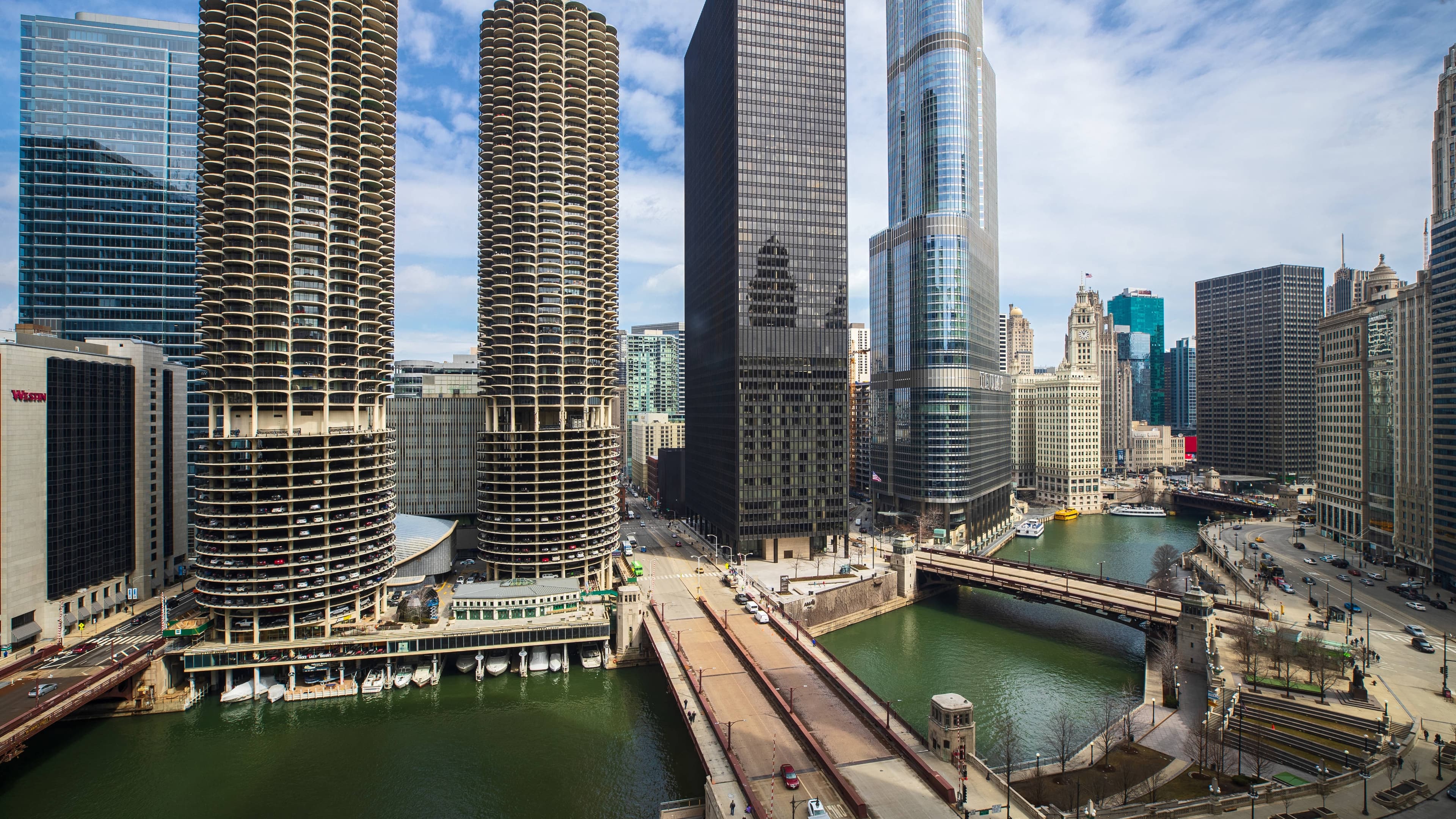 Renaissance Chicago Downtown Hotel — 23