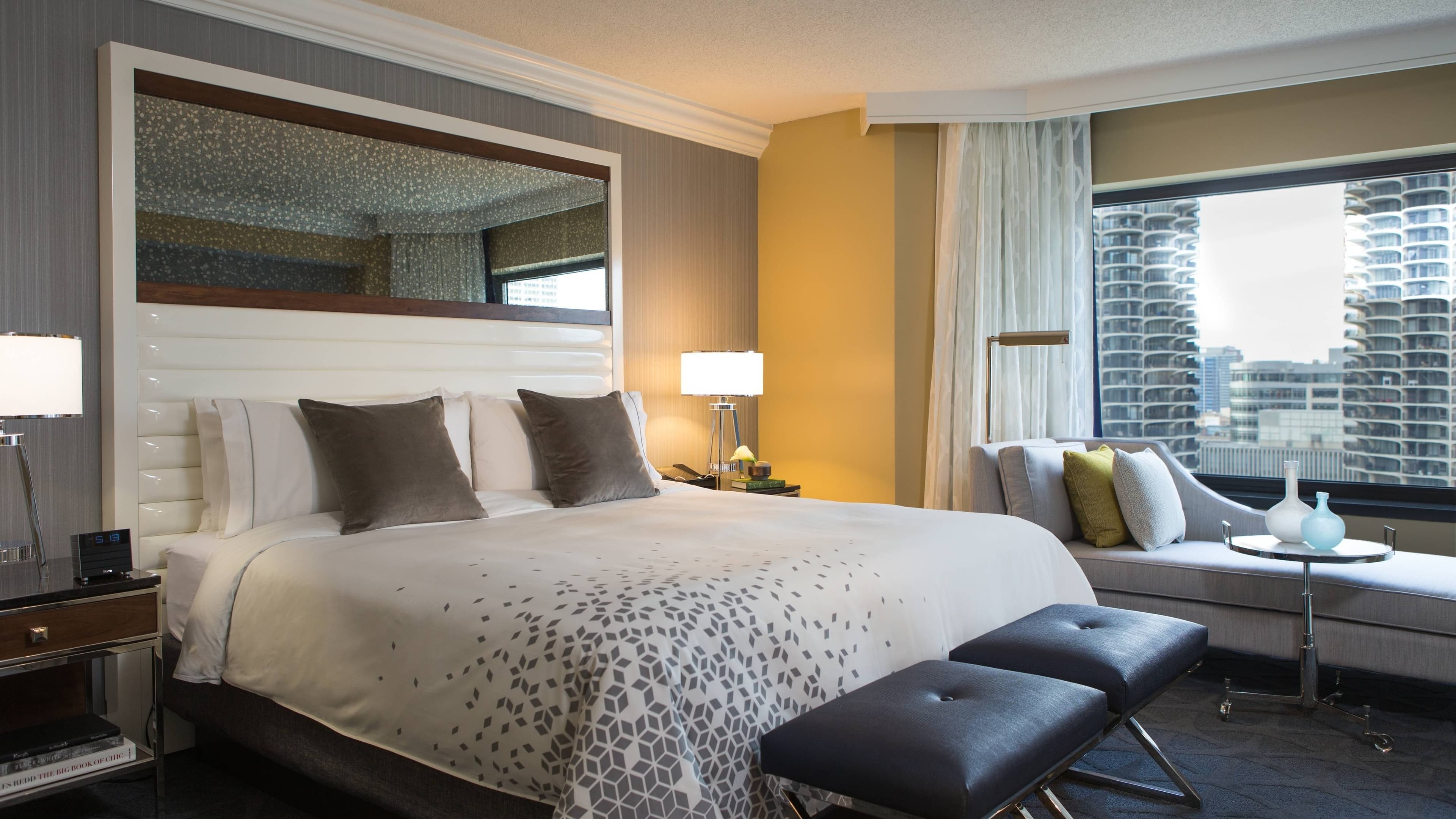Renaissance Chicago Downtown Hotel — 40