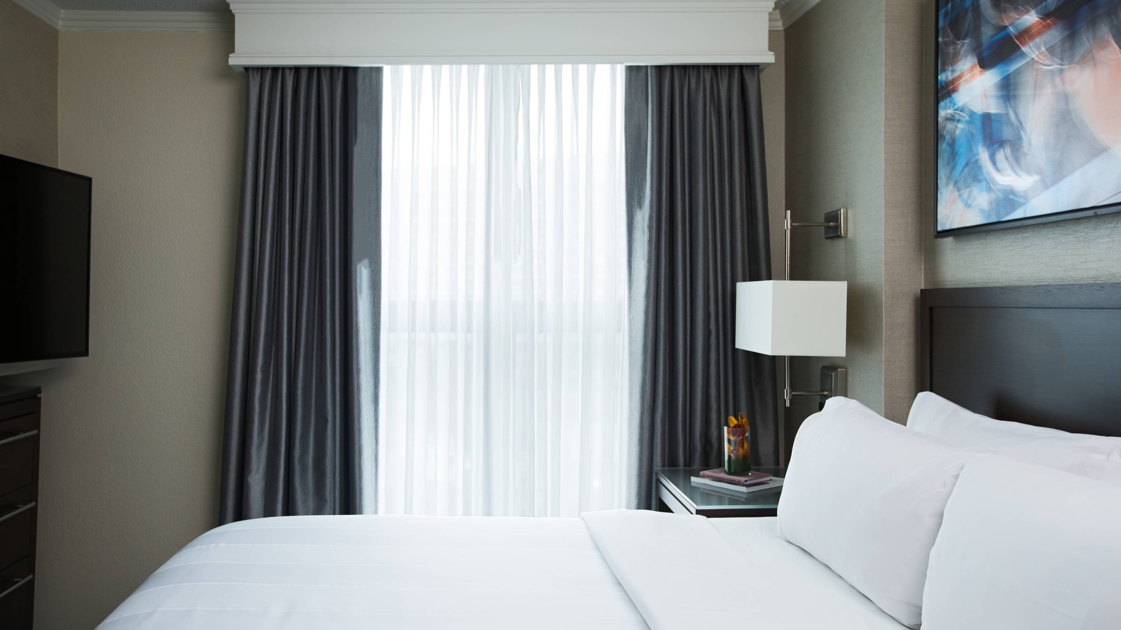 Chicago Marriott Suites O'Hare — 7