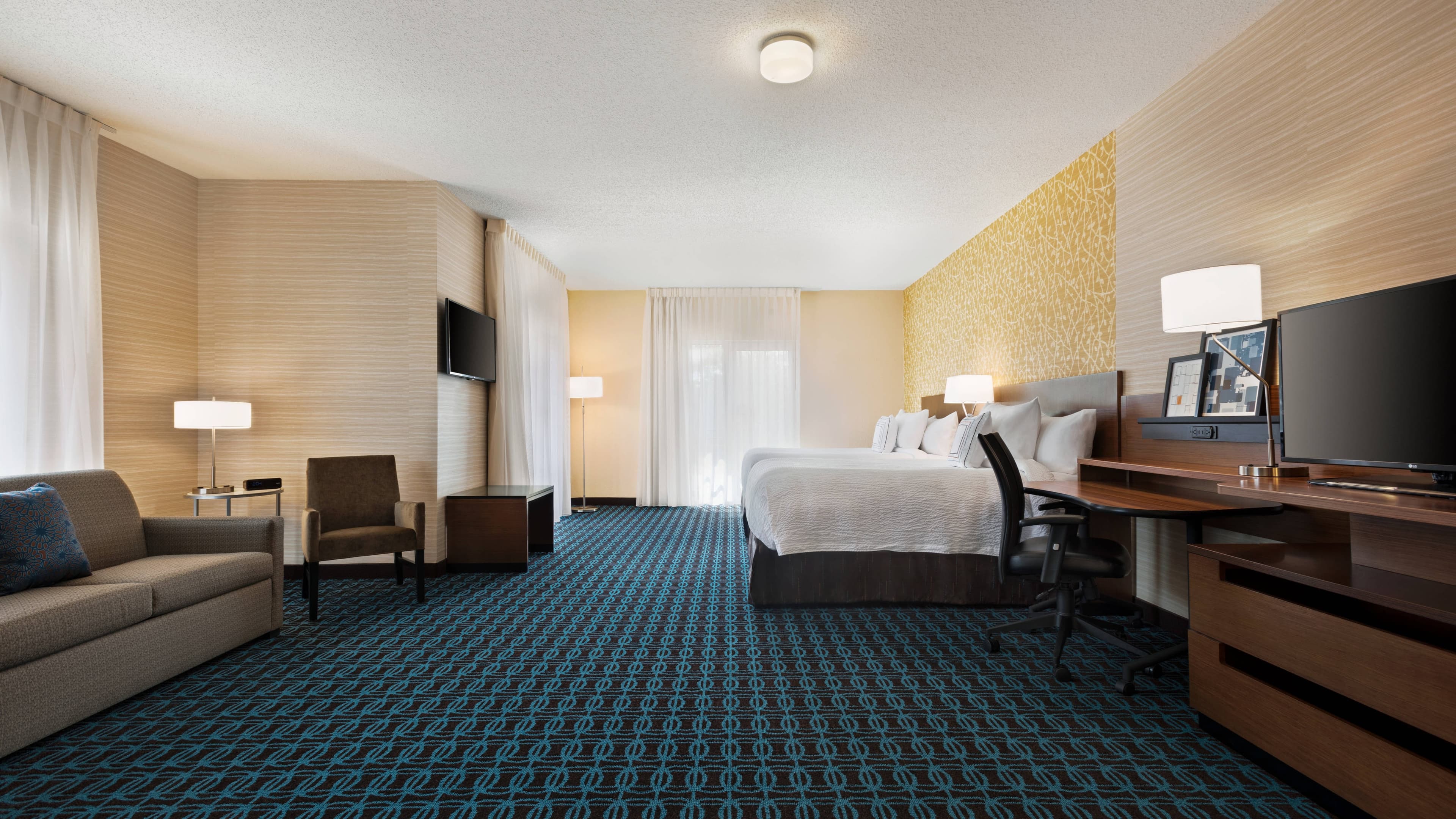 Fairfield Inn & Suites Charlottesville Downtown/University Area - Image 5