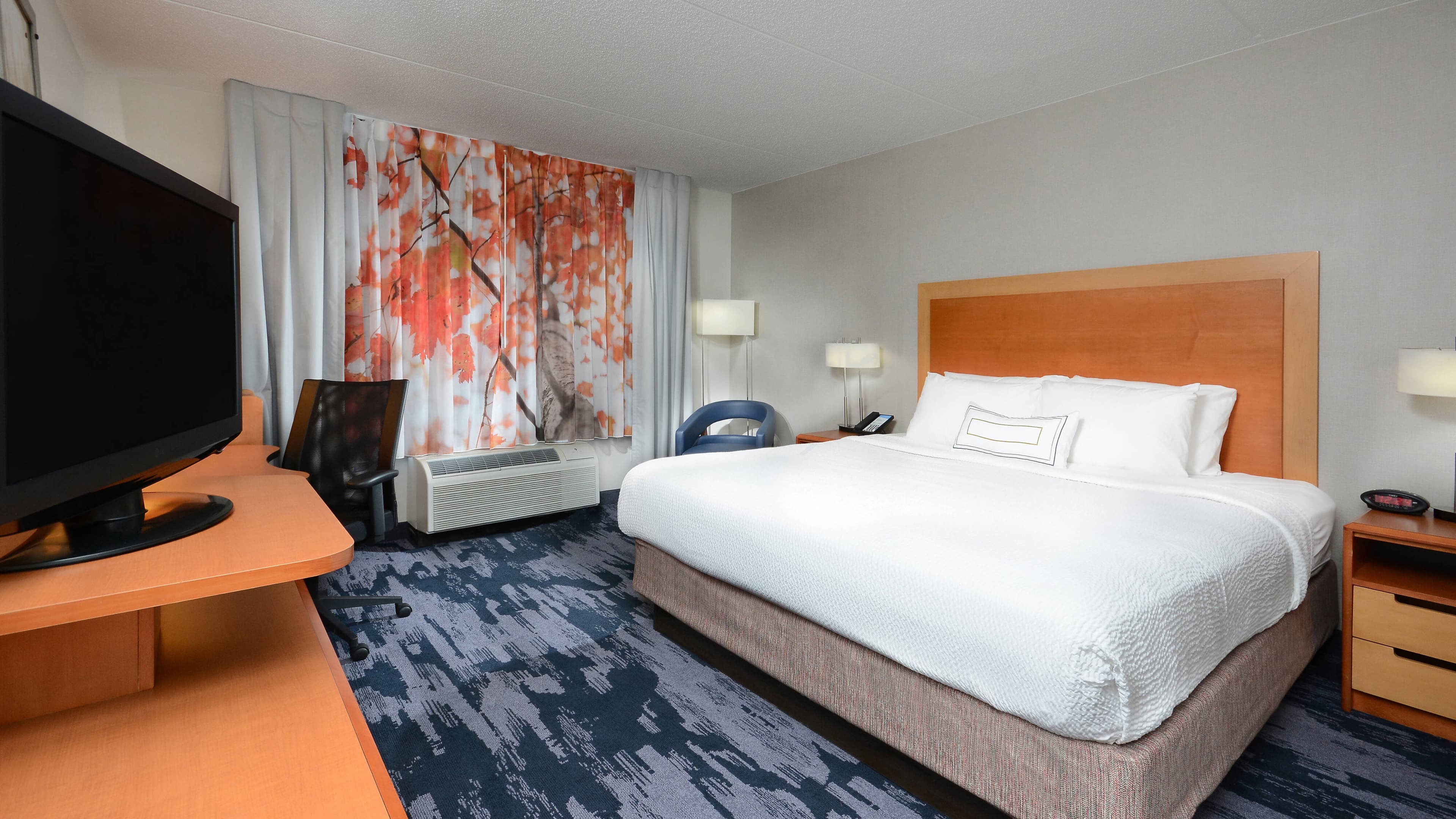 Fairfield Inn & Suites Charlottesville North — 7