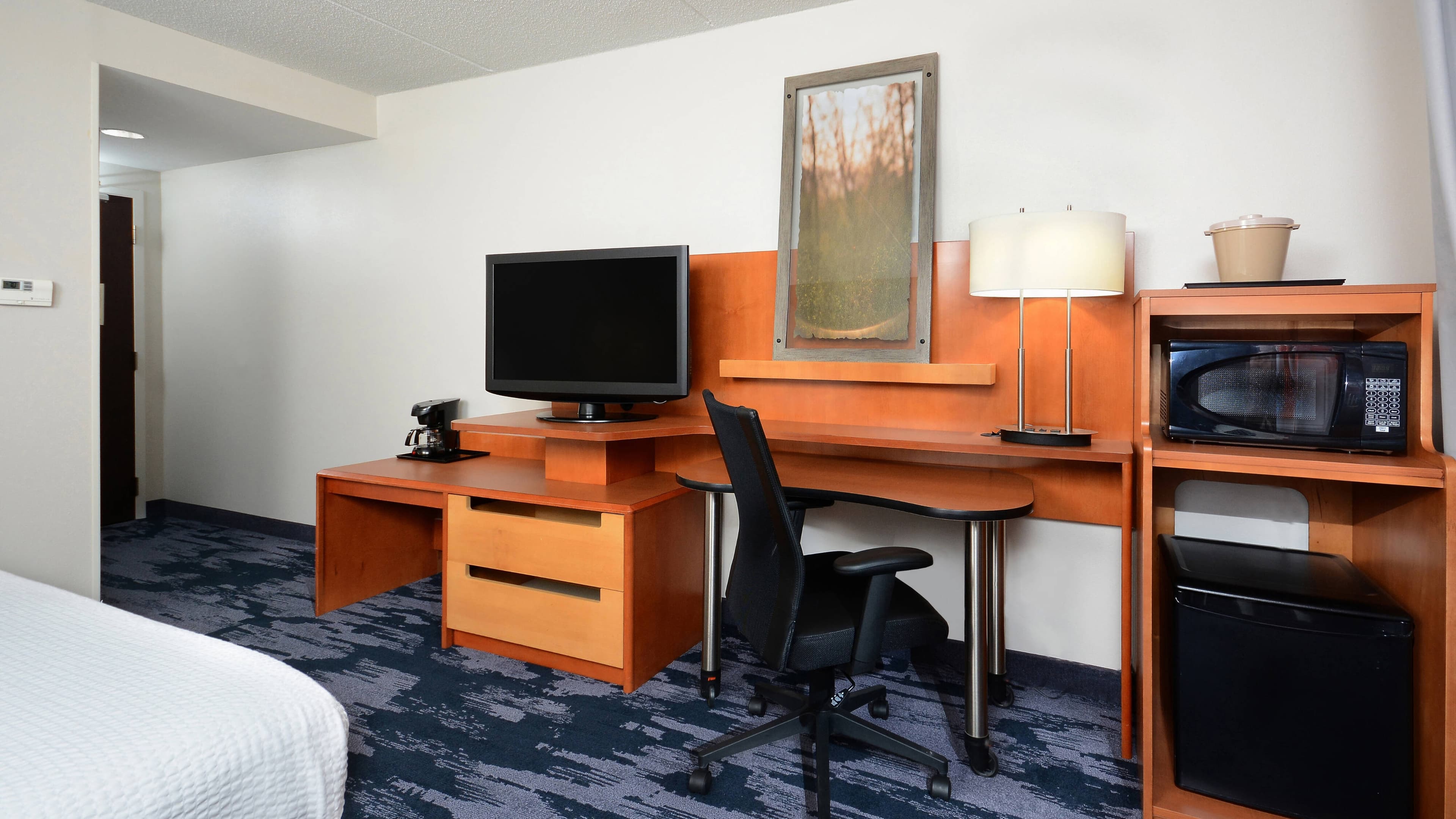 Fairfield Inn & Suites Charlottesville North — 9