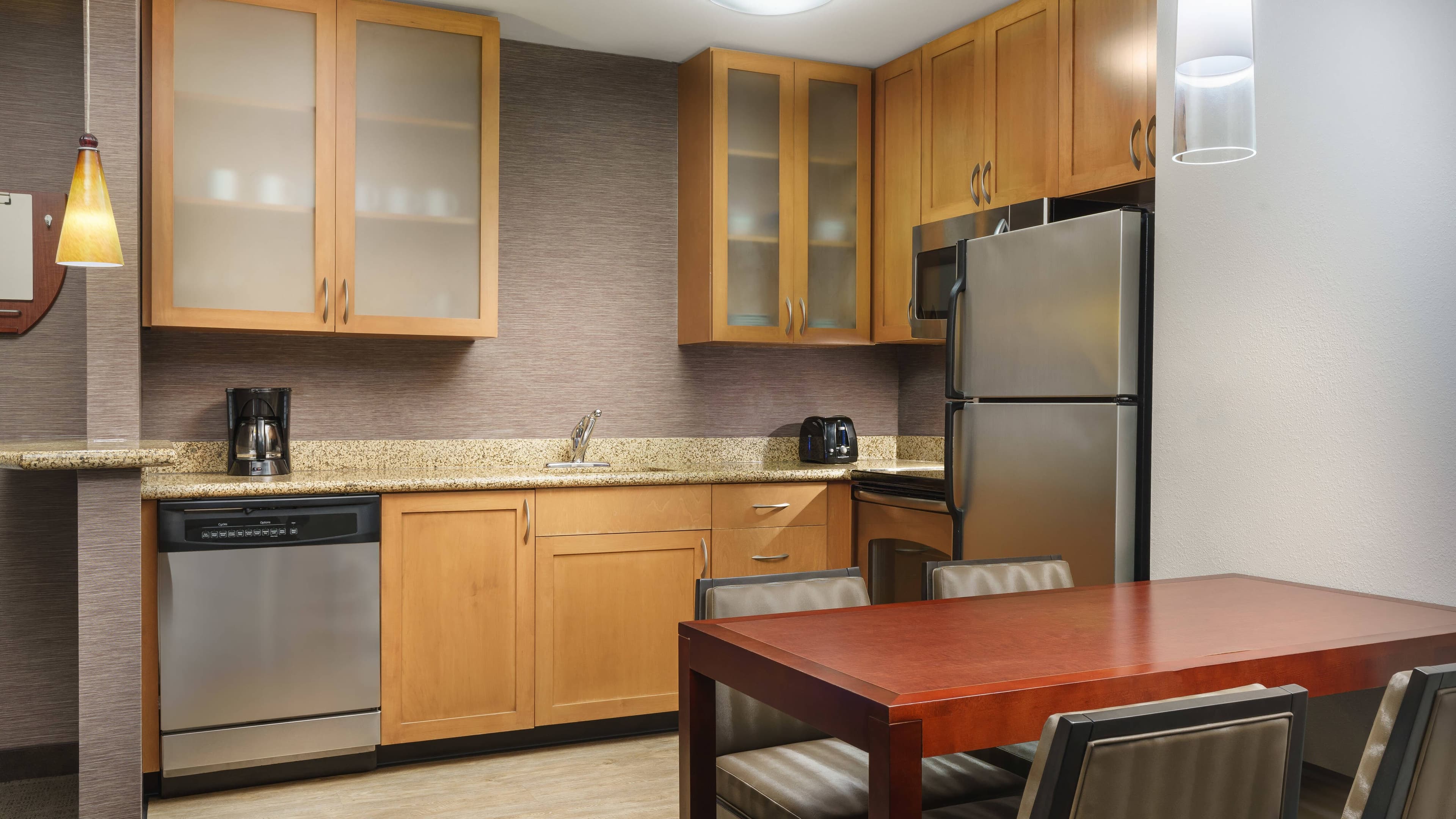 Residence Inn Charleston North/Ashley Phosphate - Image 4