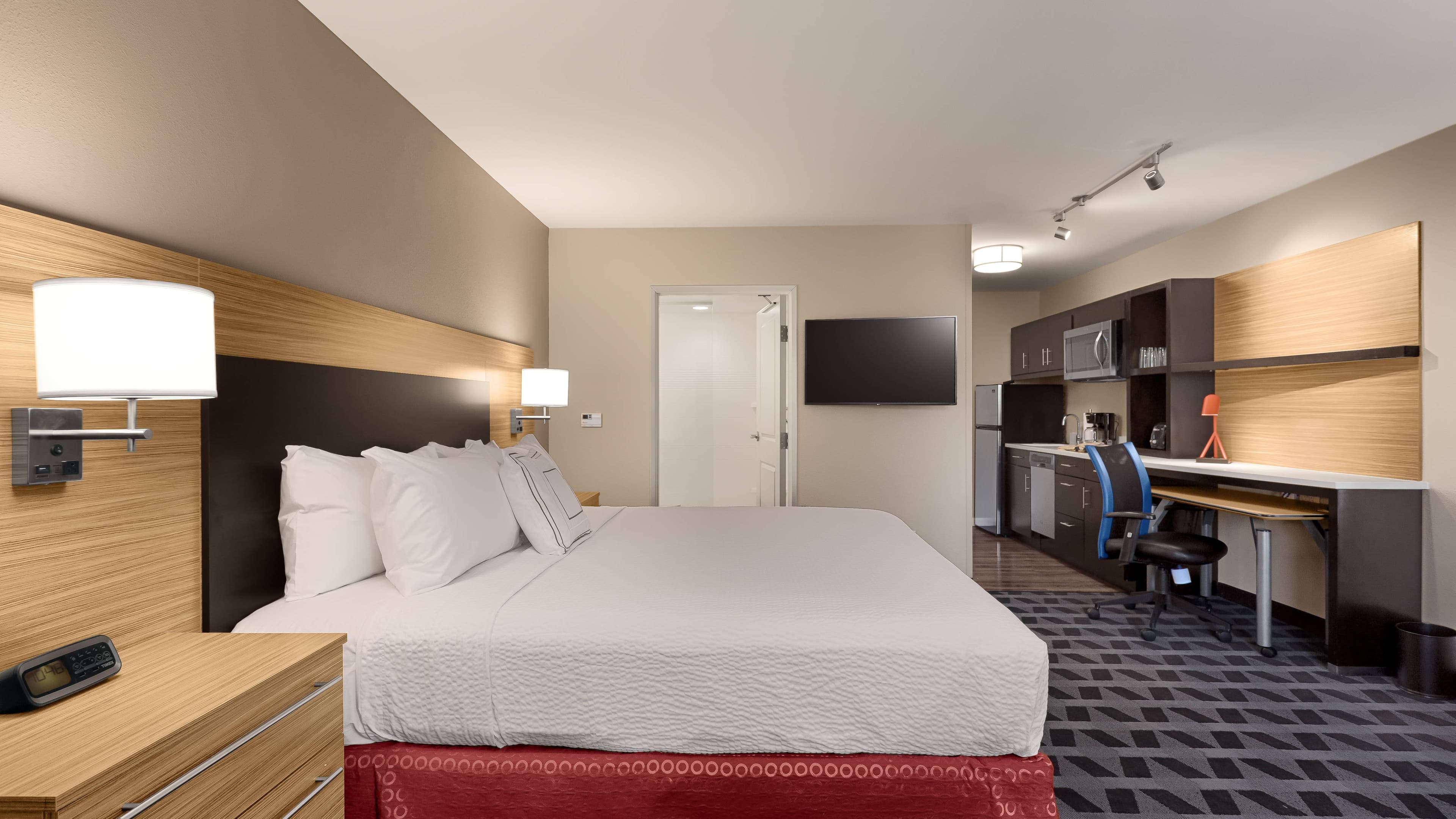 TownePlace Suites Charleston Mt. Pleasant - Image 2