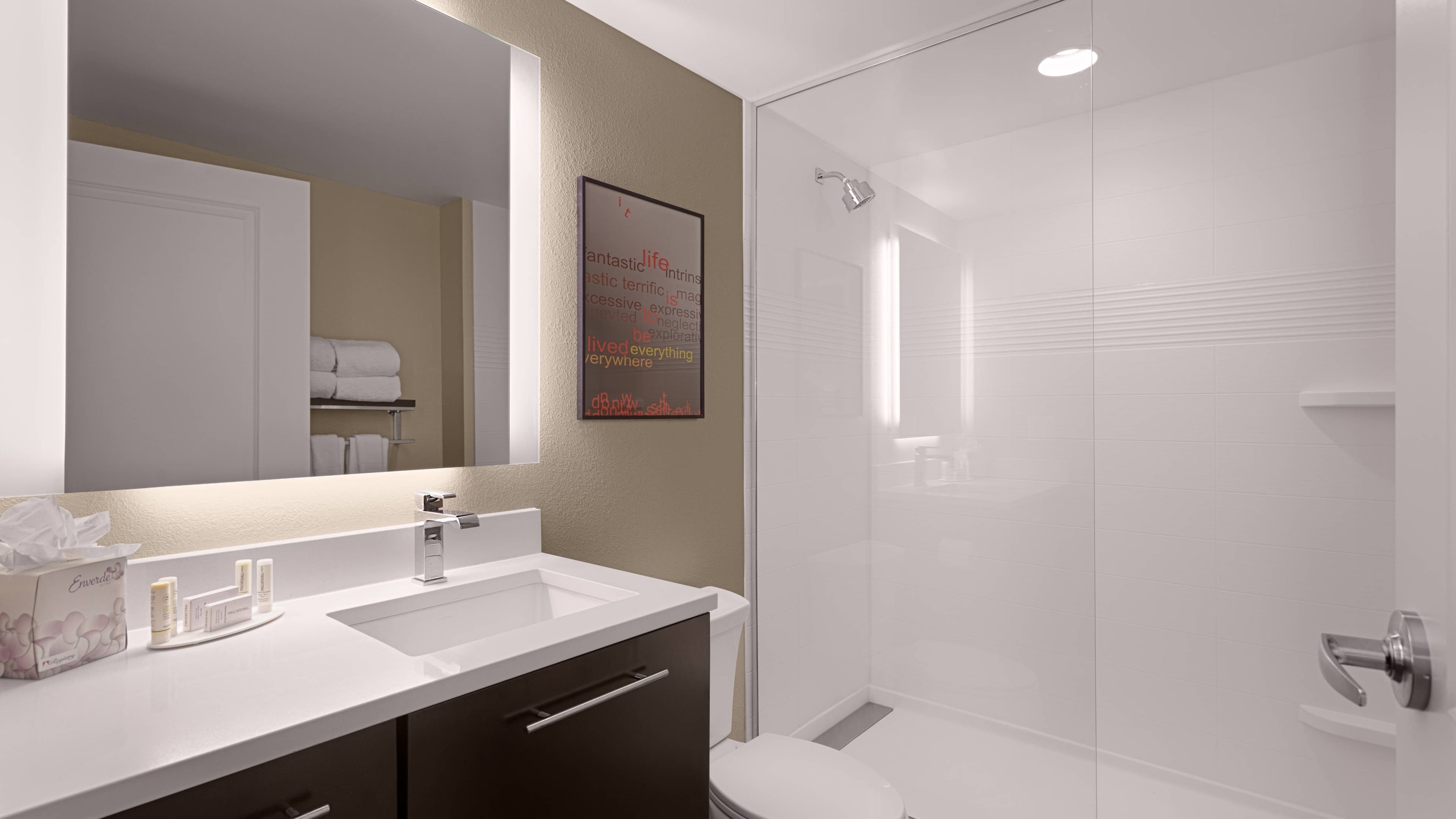 TownePlace Suites Charleston Mt. Pleasant - Image 4