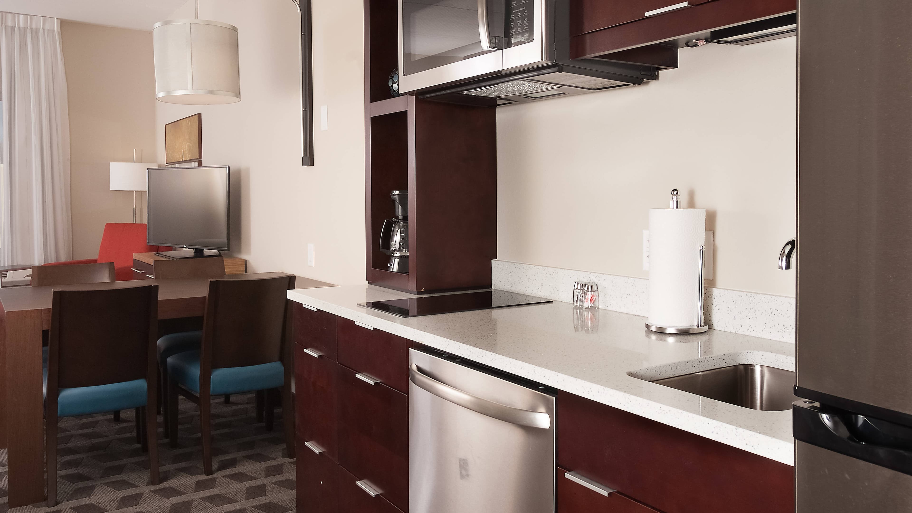 TownePlace Suites Charleston Airport/Convention Center — 8