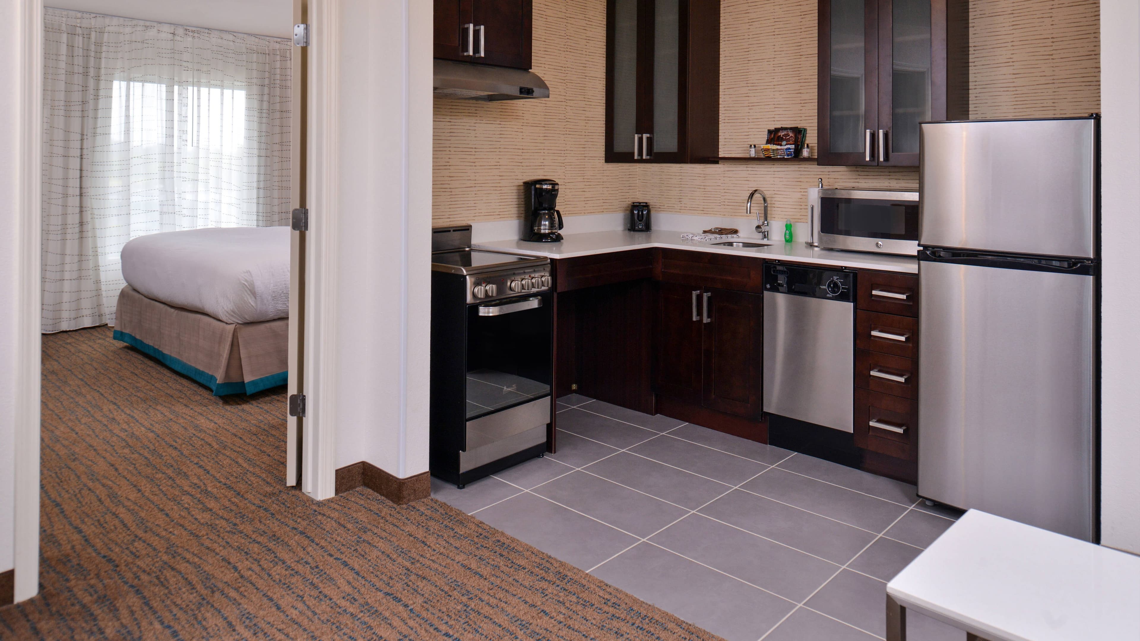 Residence Inn Cedar Rapids South - Image 5