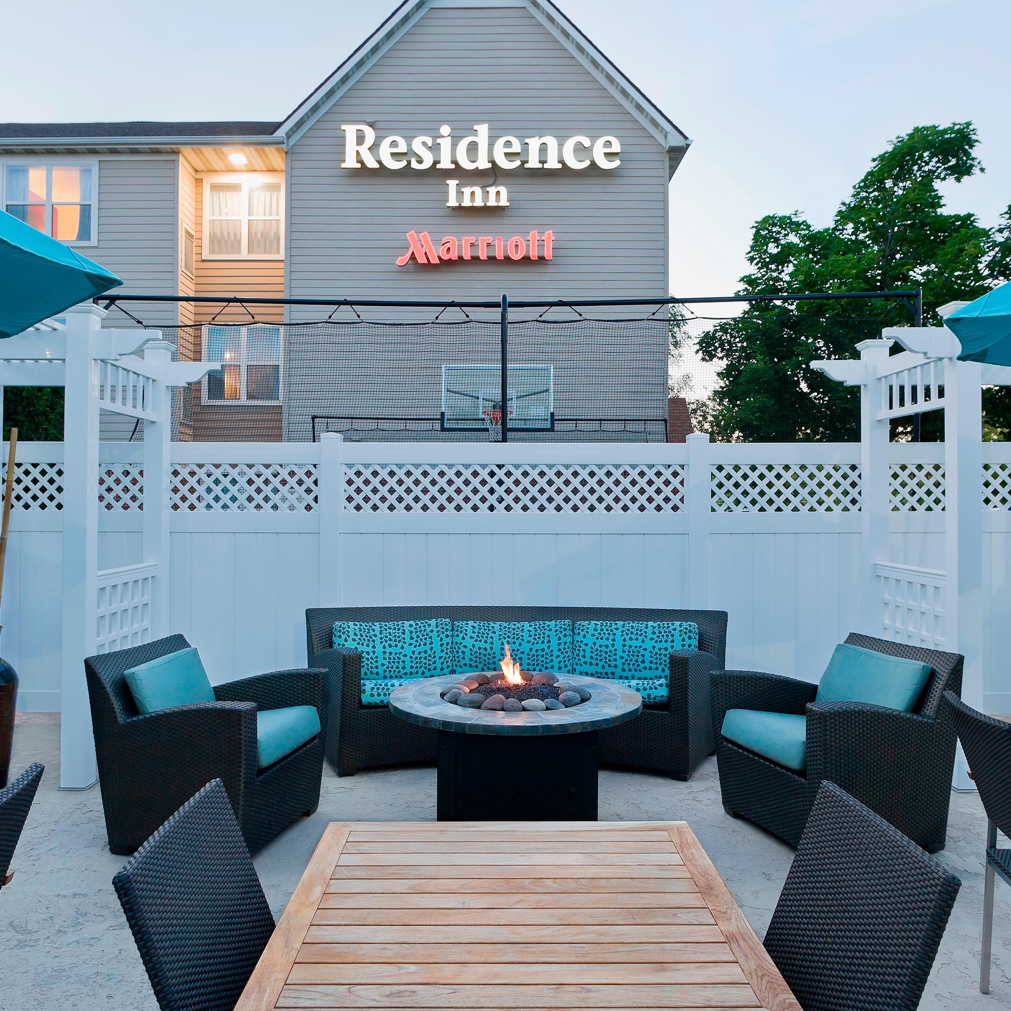 Residence Inn Cedar Rapids - Image 1