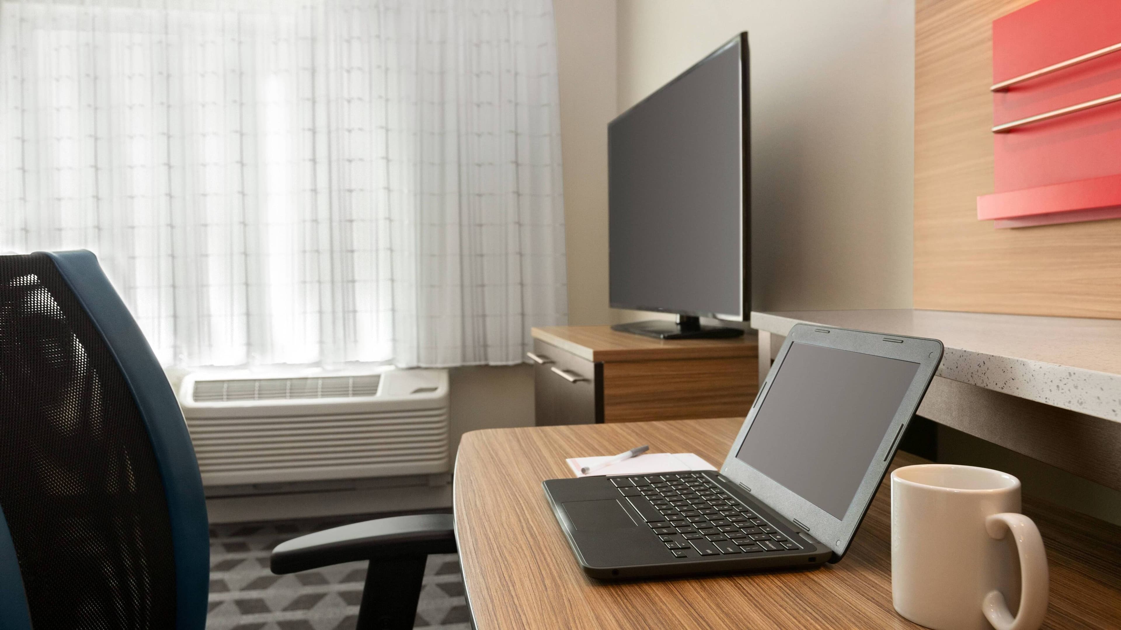TownePlace Suites Cedar Rapids Marion - Image 5
