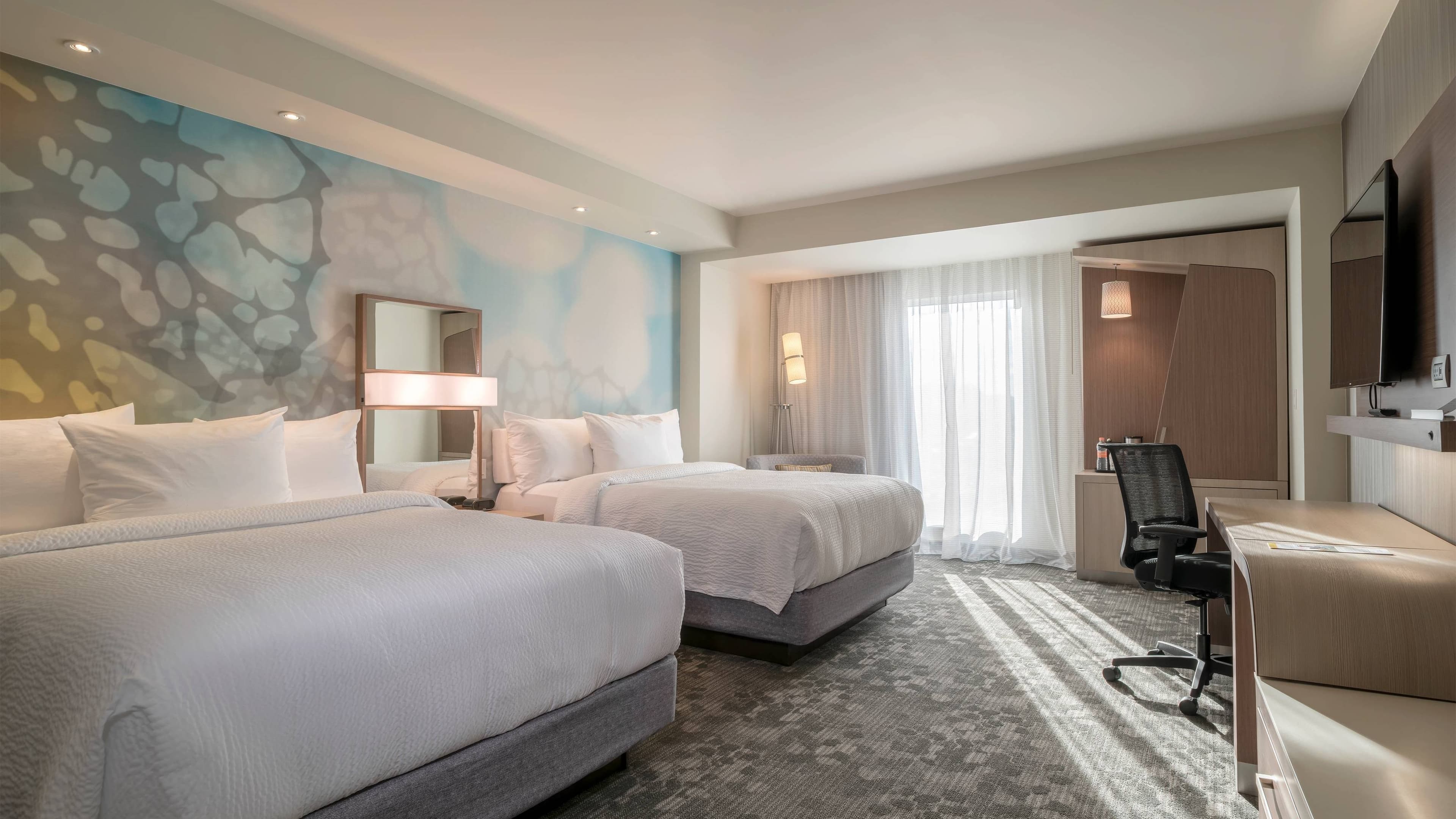 Courtyard Ciudad Juarez - Image 4