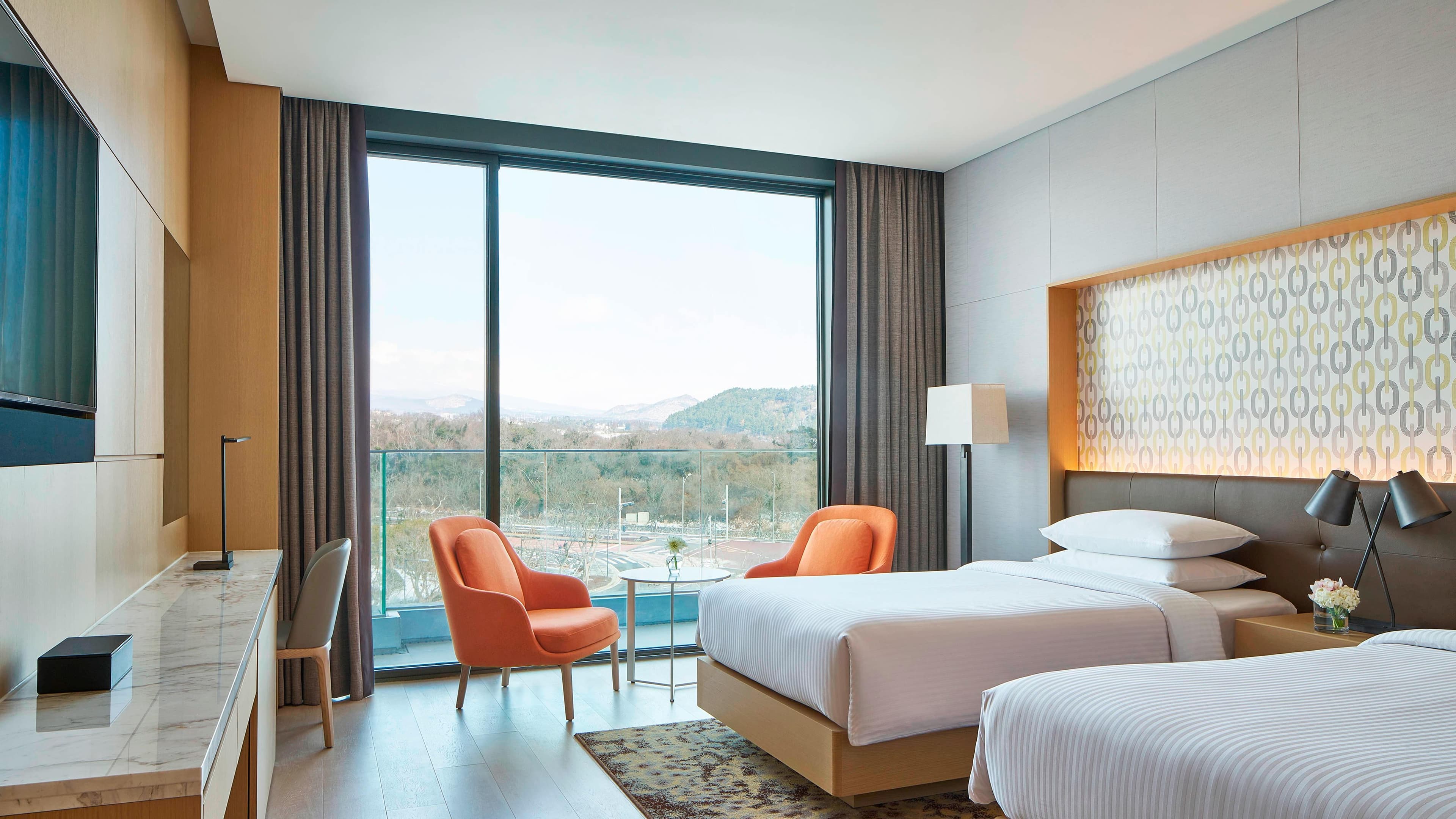 Jeju Shinhwa World Marriott Resort - Image 2