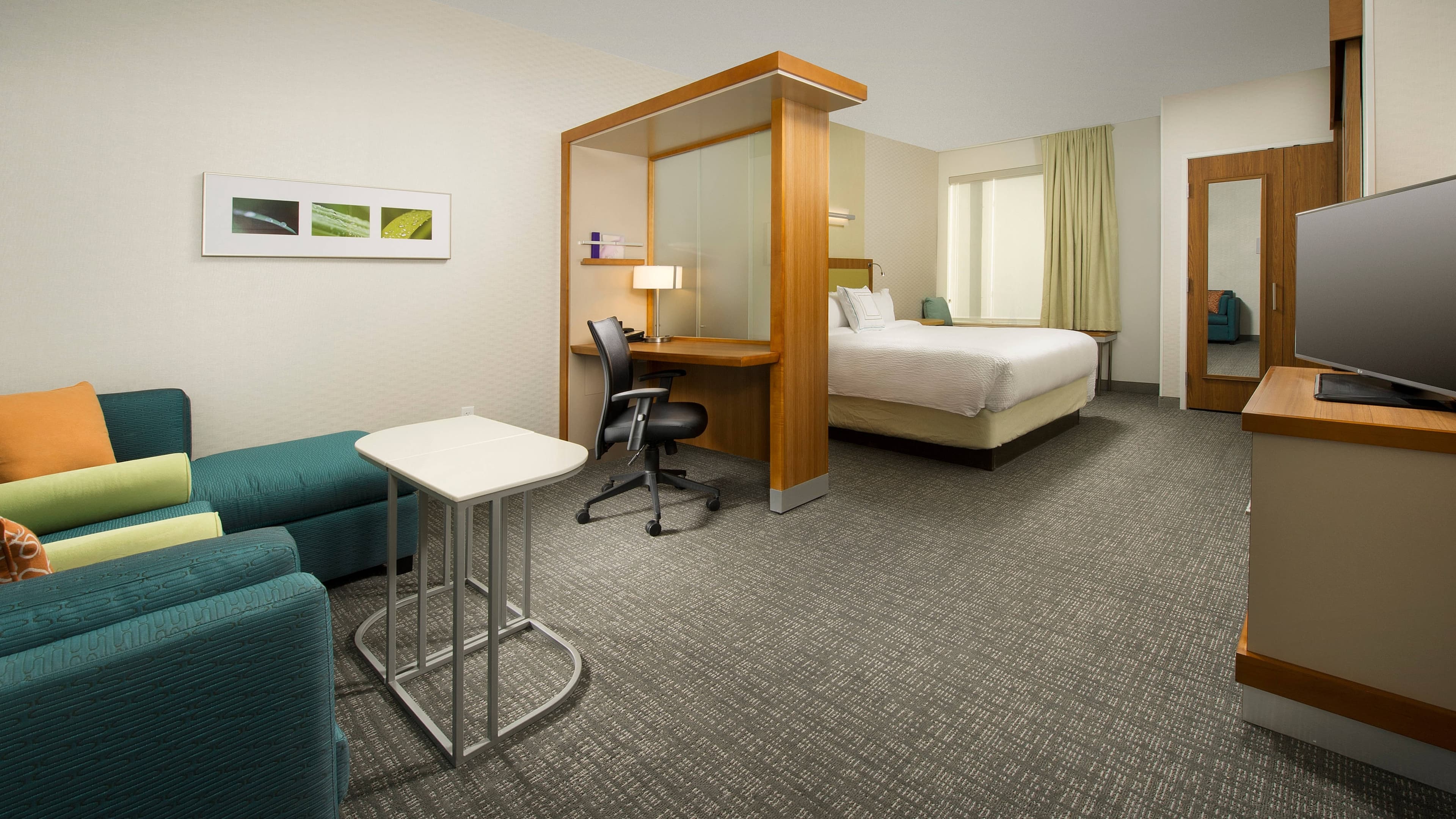 SpringHill Suites Bridgeport Clarksburg - Image 2