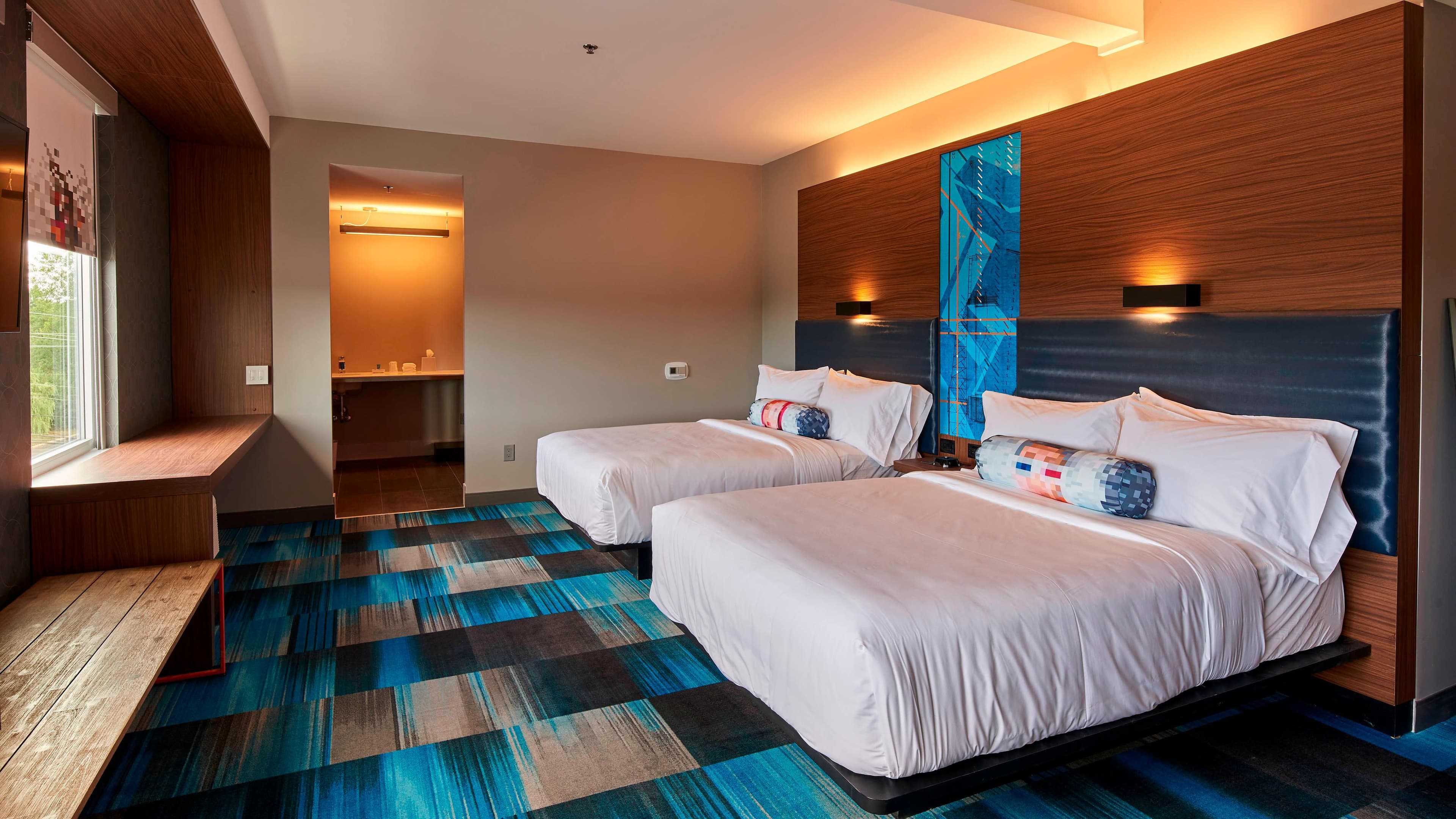Aloft Cleveland Airport — 16