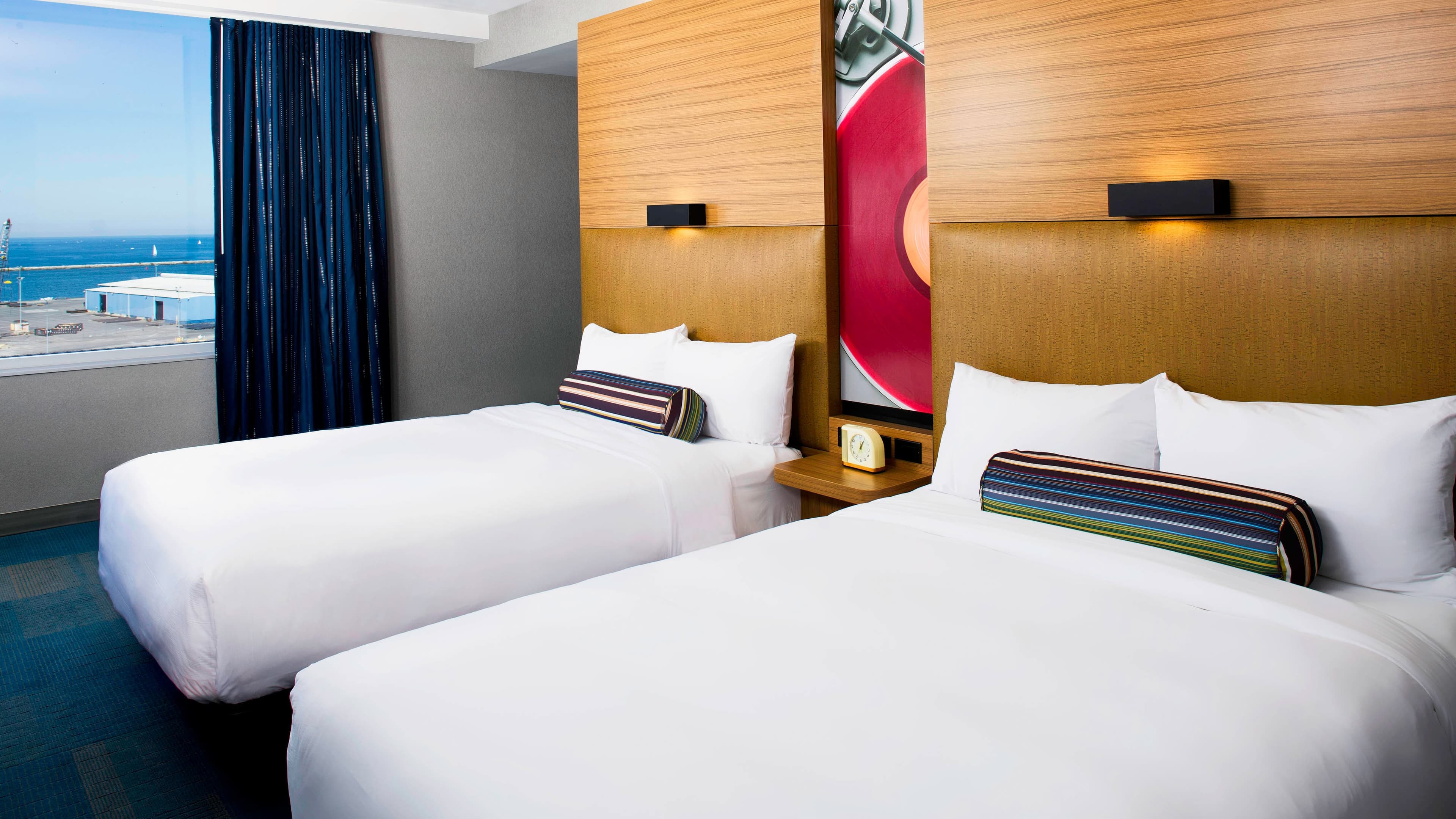 Aloft Cleveland Downtown - Image 4
