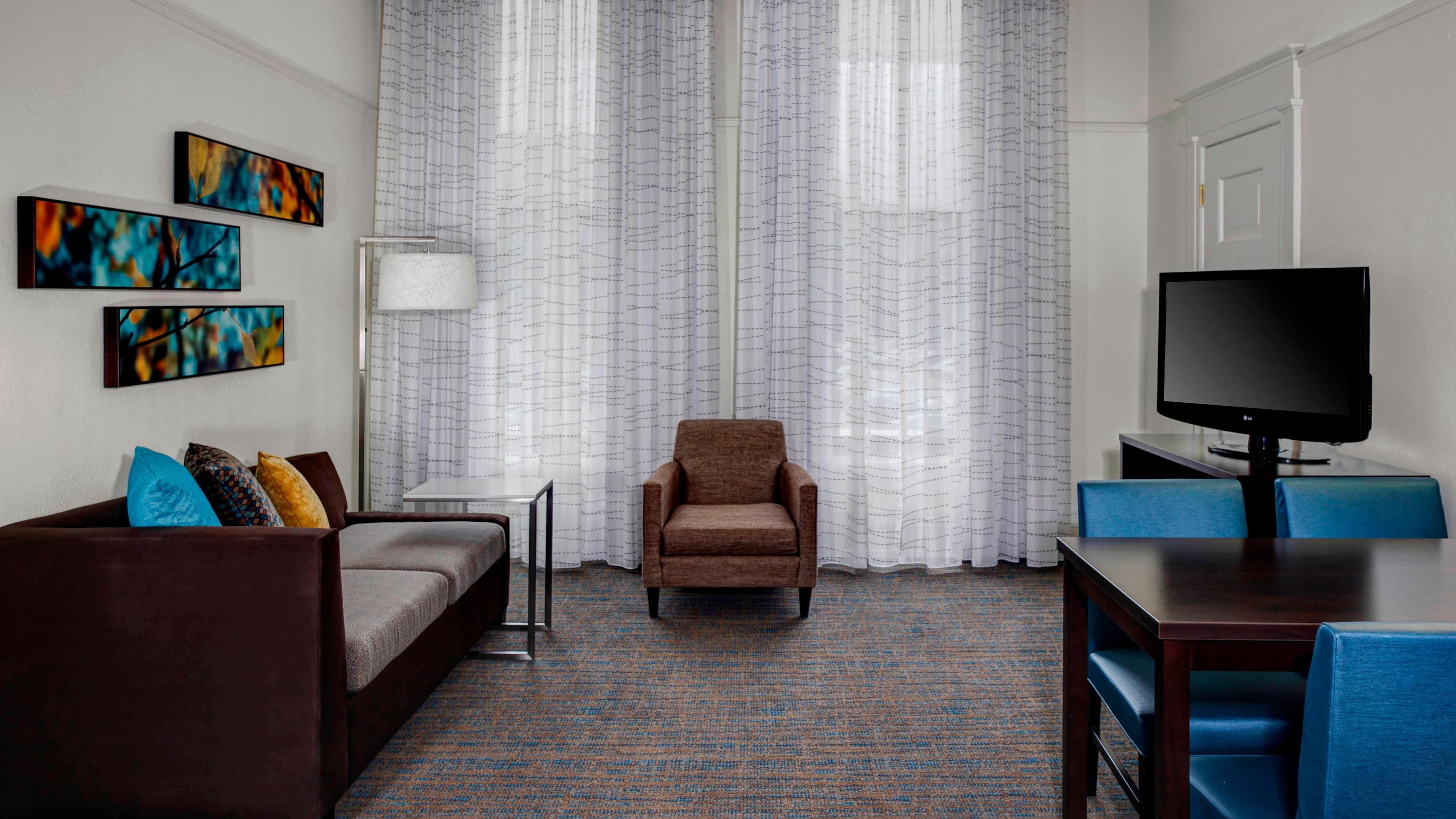 Residence Inn Cleveland Downtown — 7