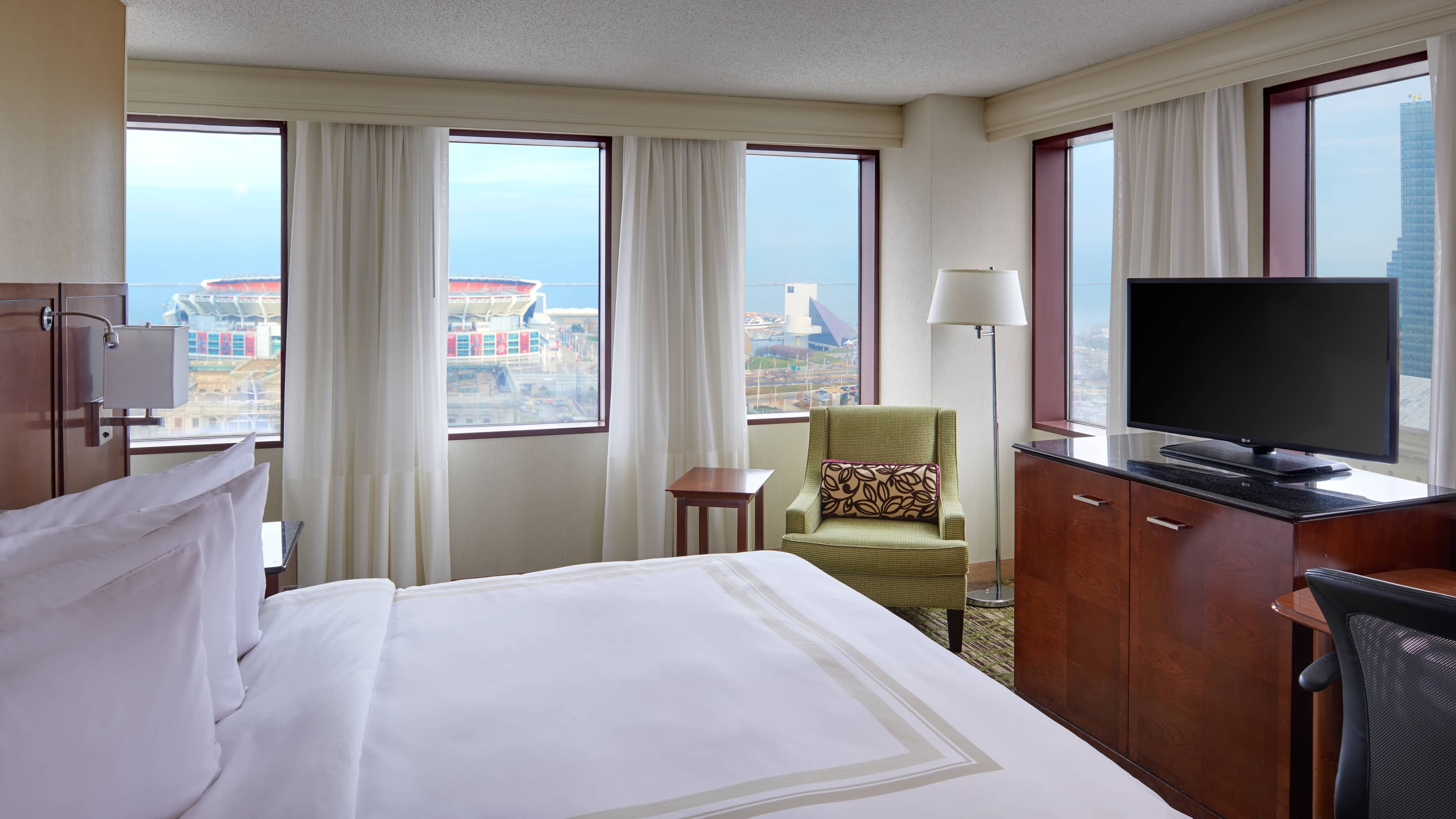 Cleveland Marriott Downtown at Key Tower - Image 3