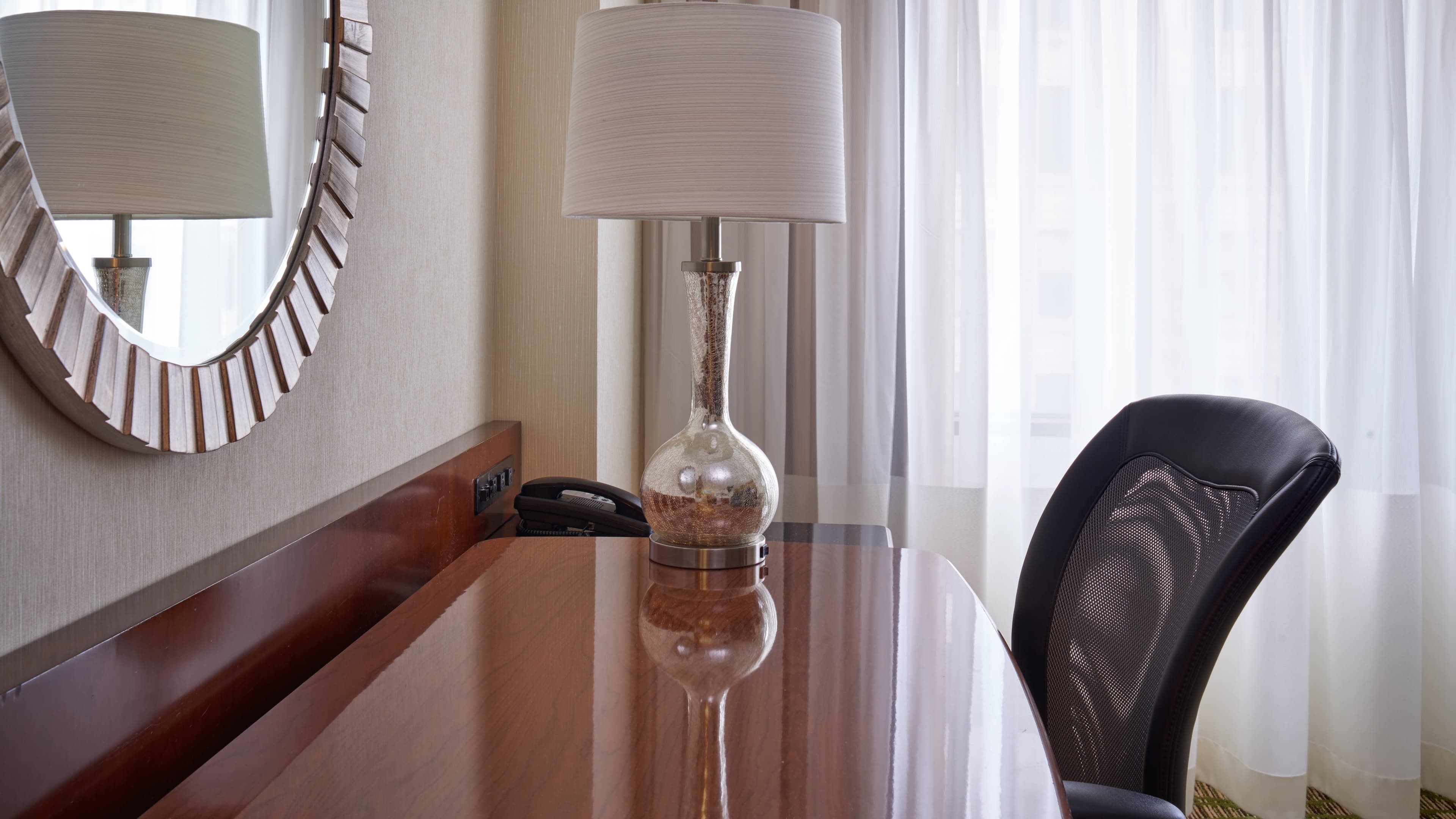 Cleveland Marriott Downtown at Key Tower - Image 4