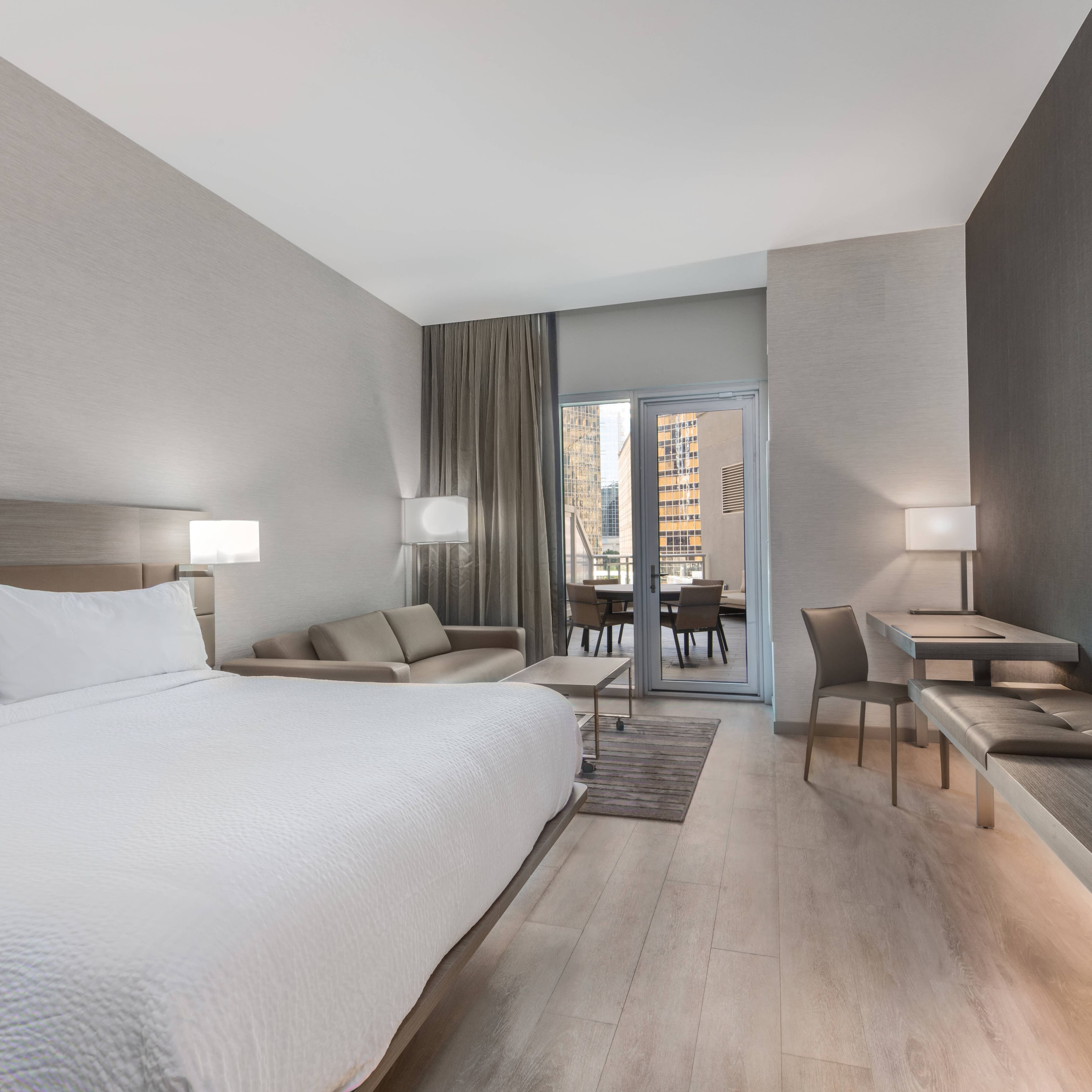 AC Hotel Charlotte City Center - Image 1