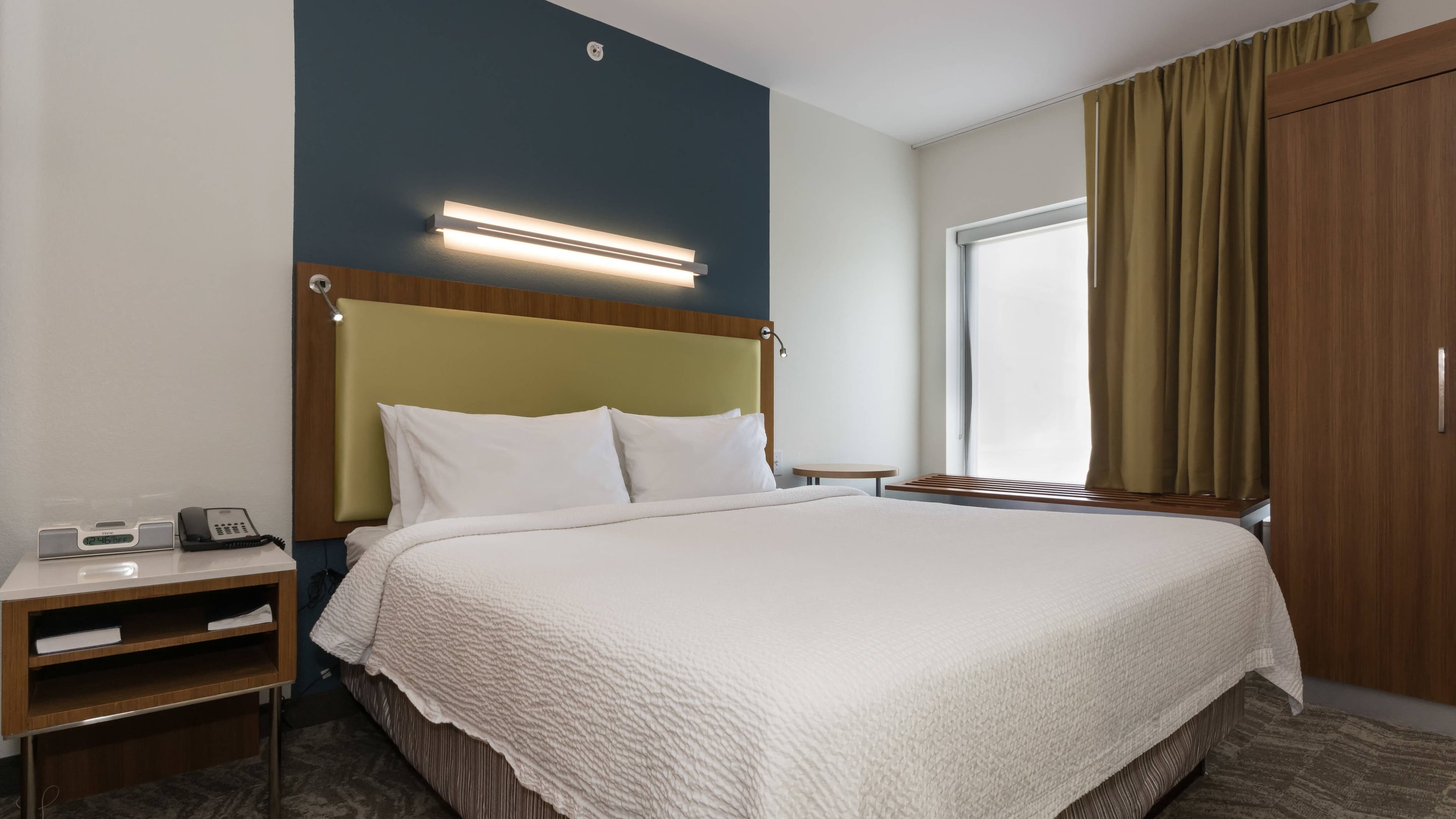 SpringHill Suites Charlotte Ballantyne - Image 2