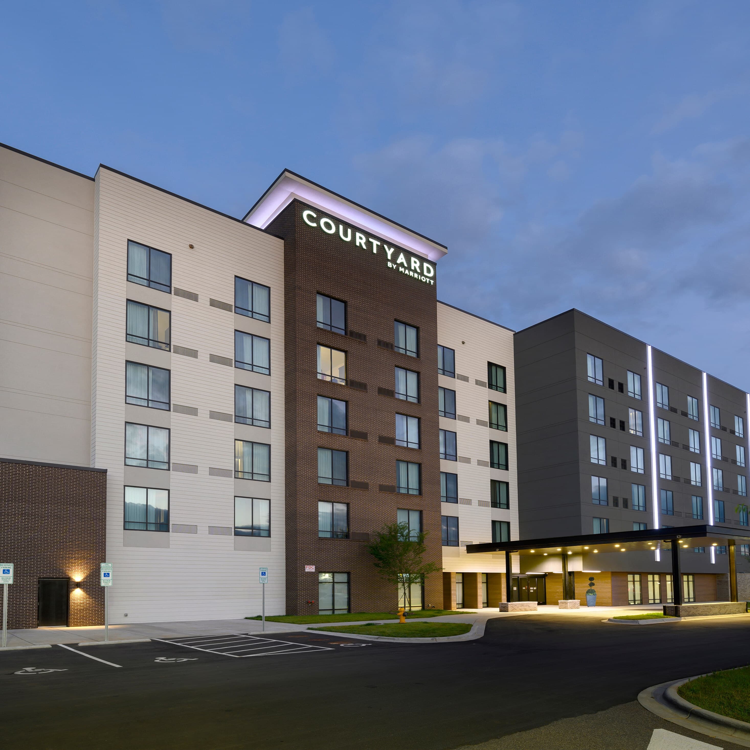 Courtyard Charlotte Waverly