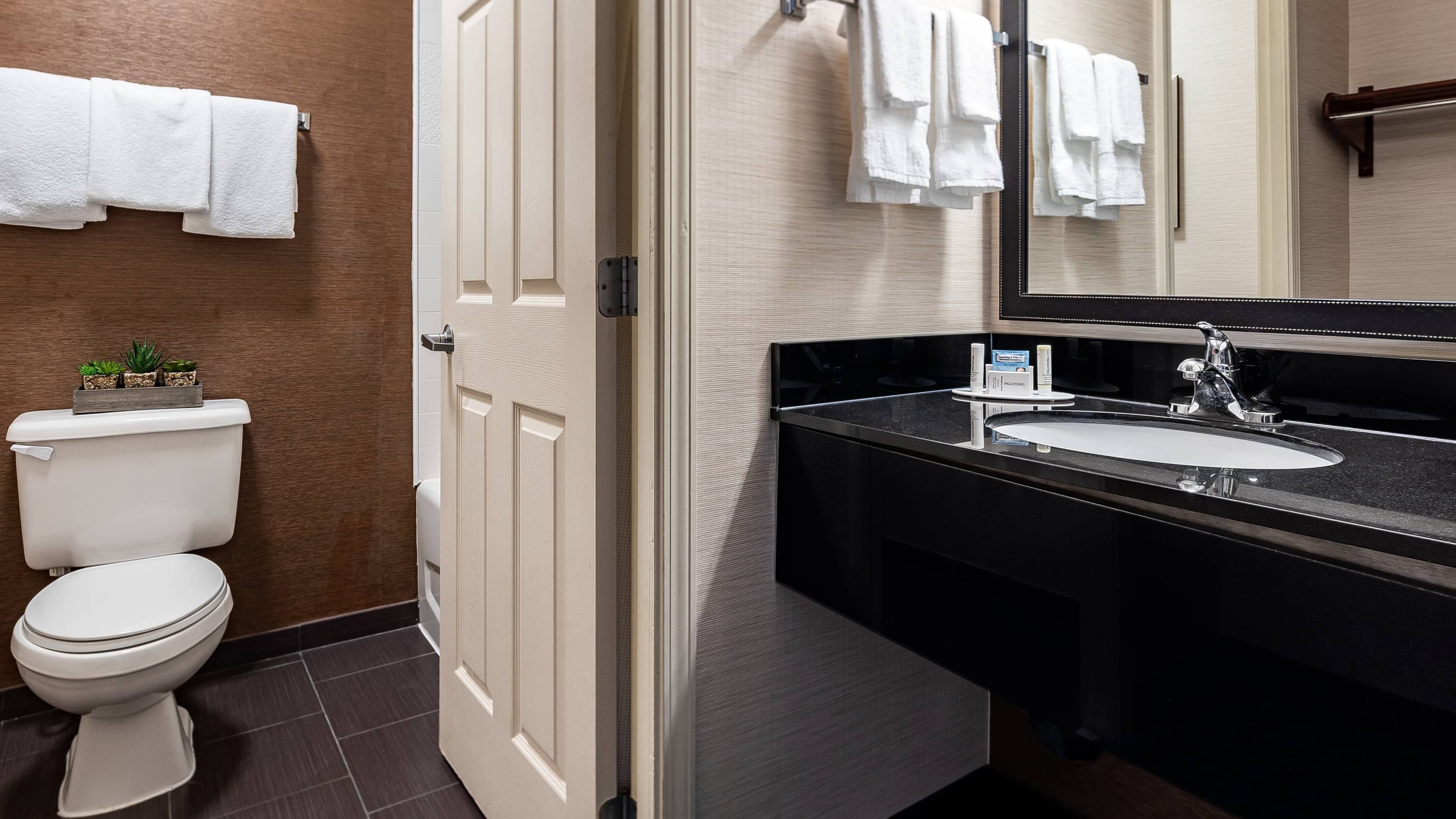 Fairfield Inn Charlotte Northlake — 7