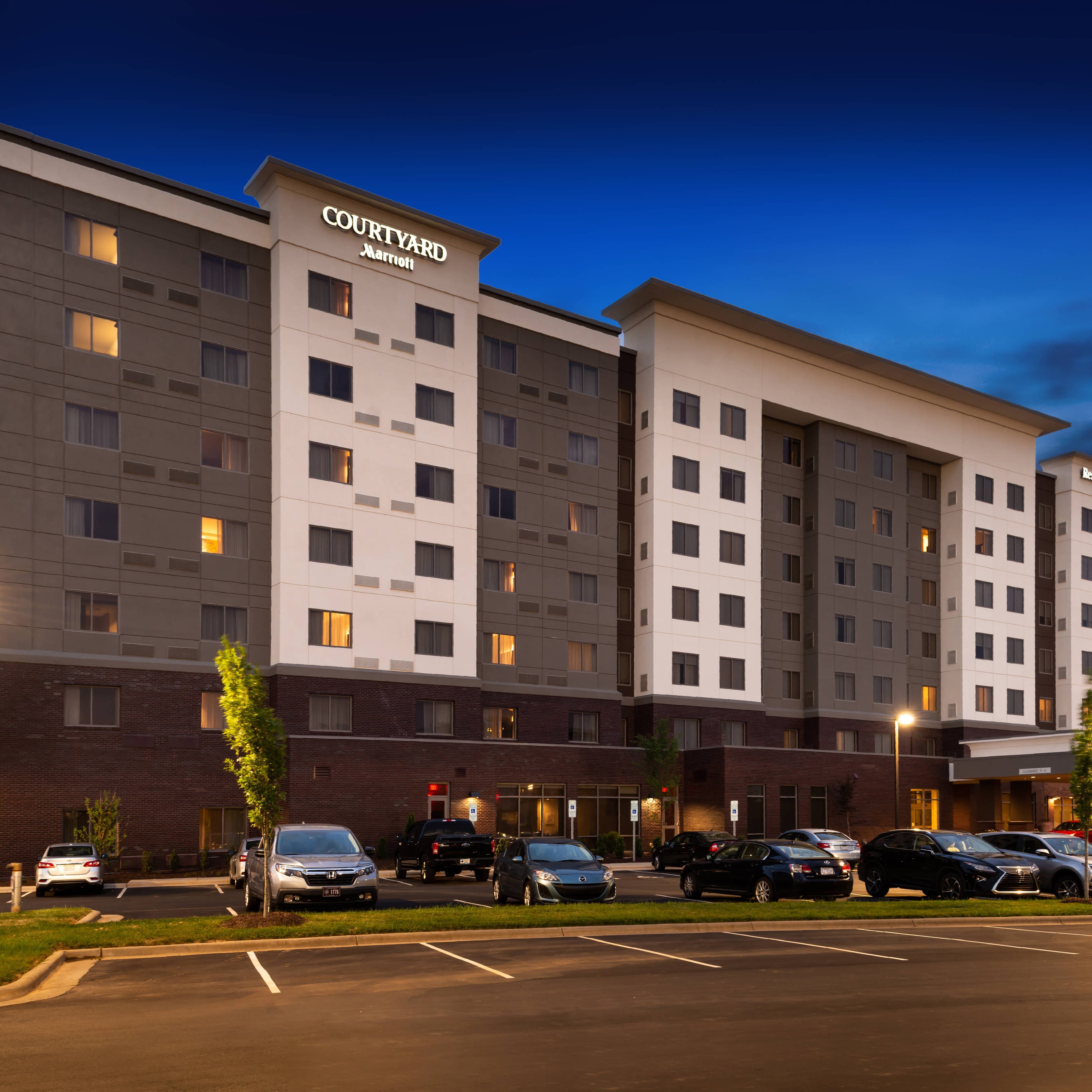 Courtyard Charlotte Northlake - Image 1