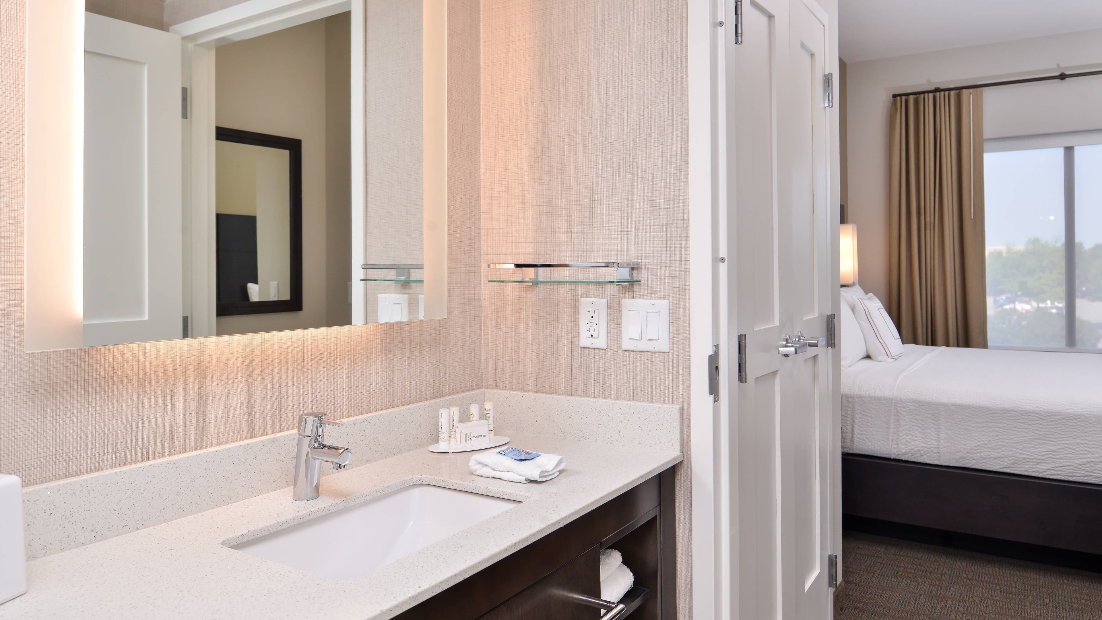 Independent (SPHC) Concord Suites — 11