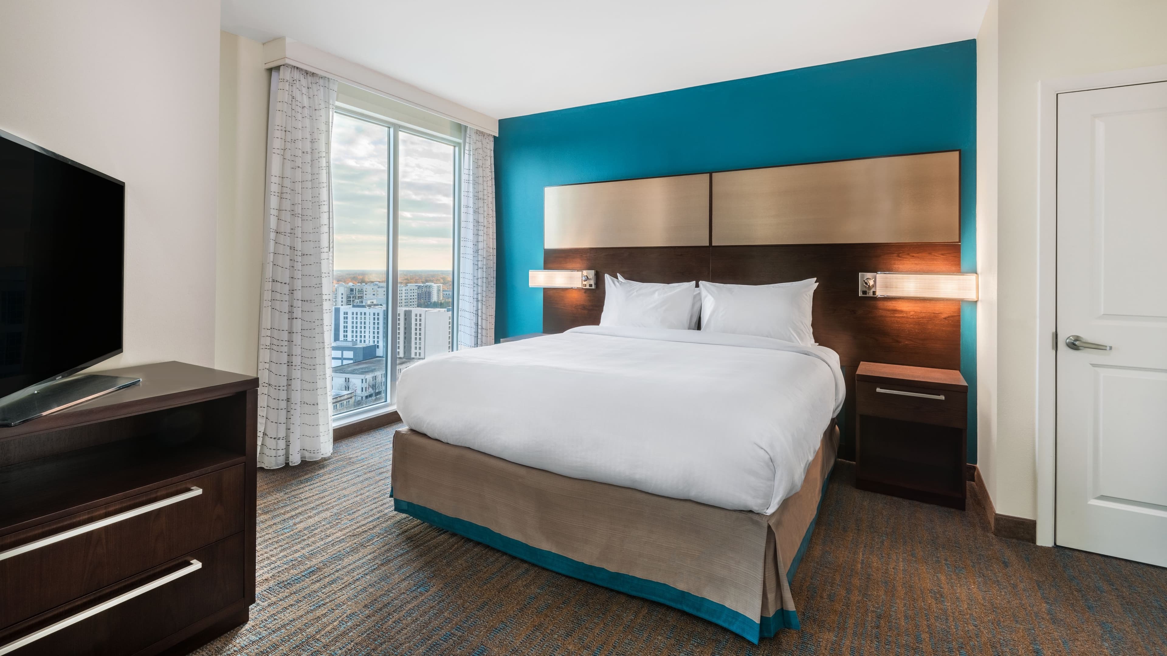 Residence Inn Charlotte City Center - Image 3