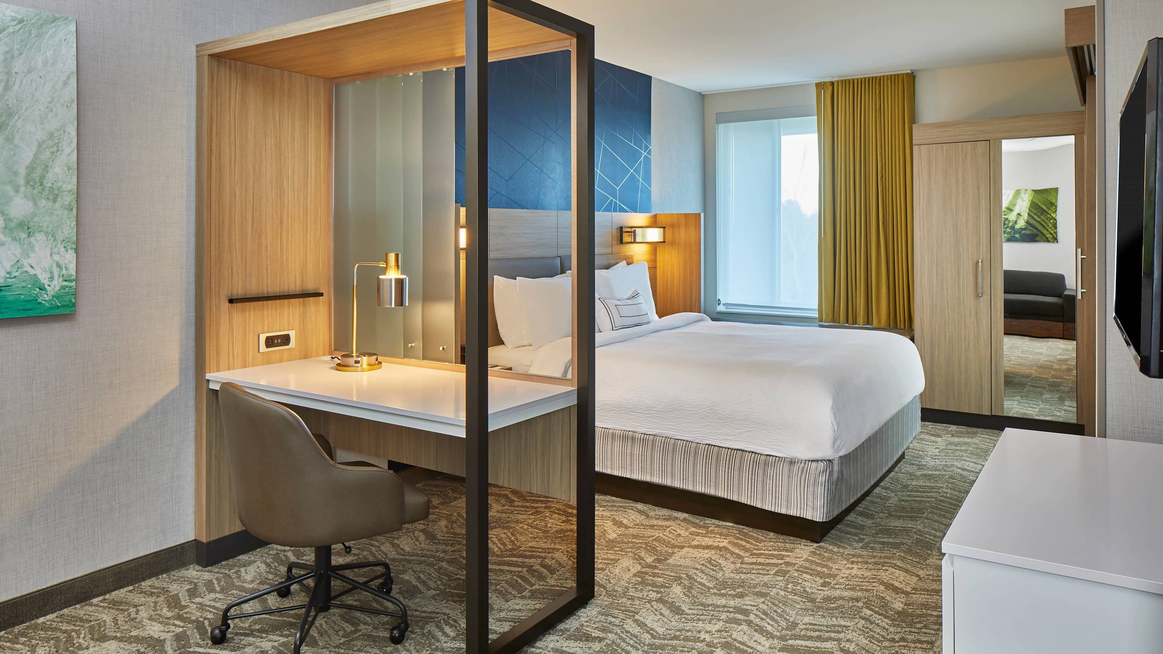 Suite - Image 2