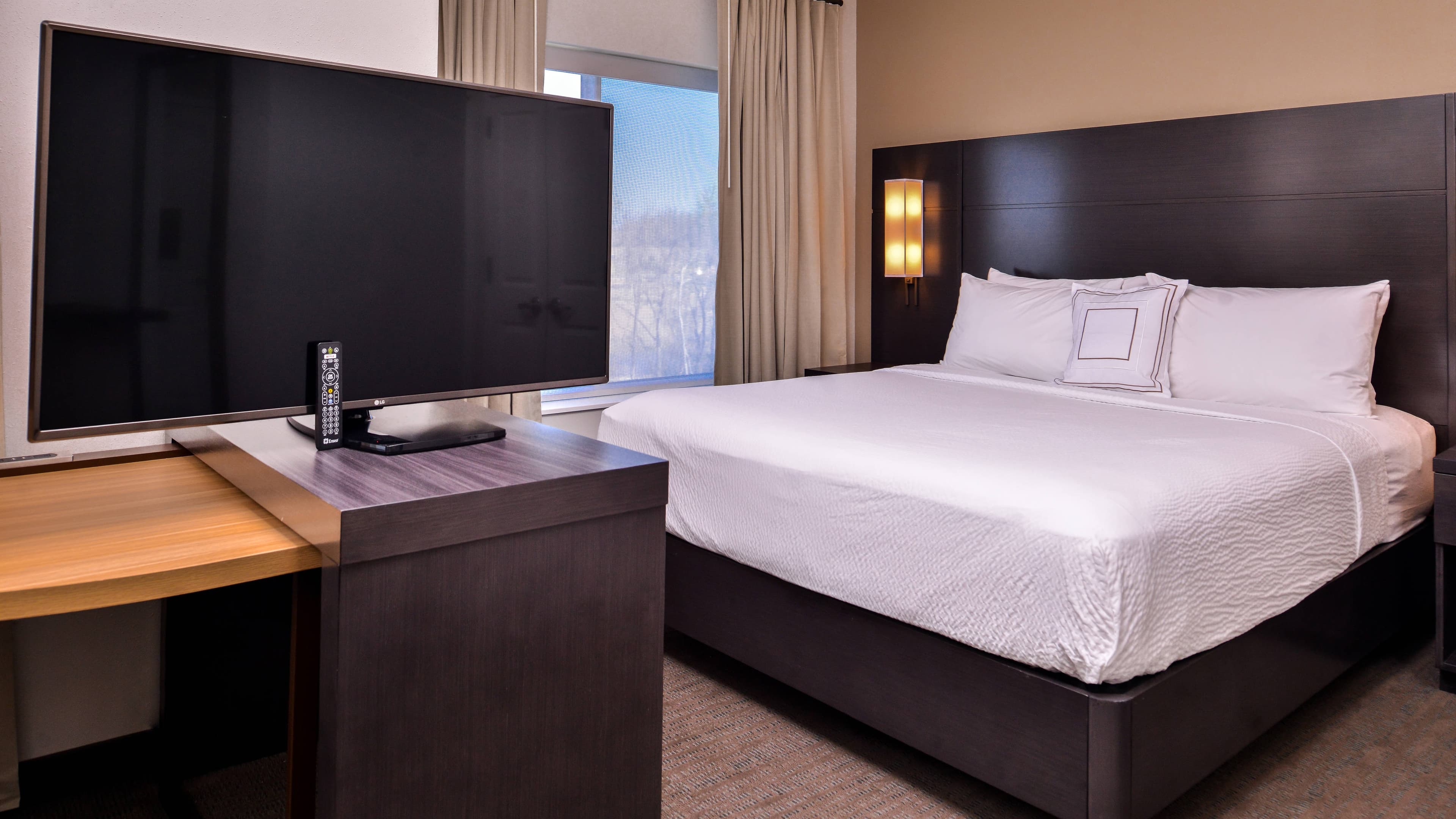 Residence Inn Charlotte Steele Creek - Image 4
