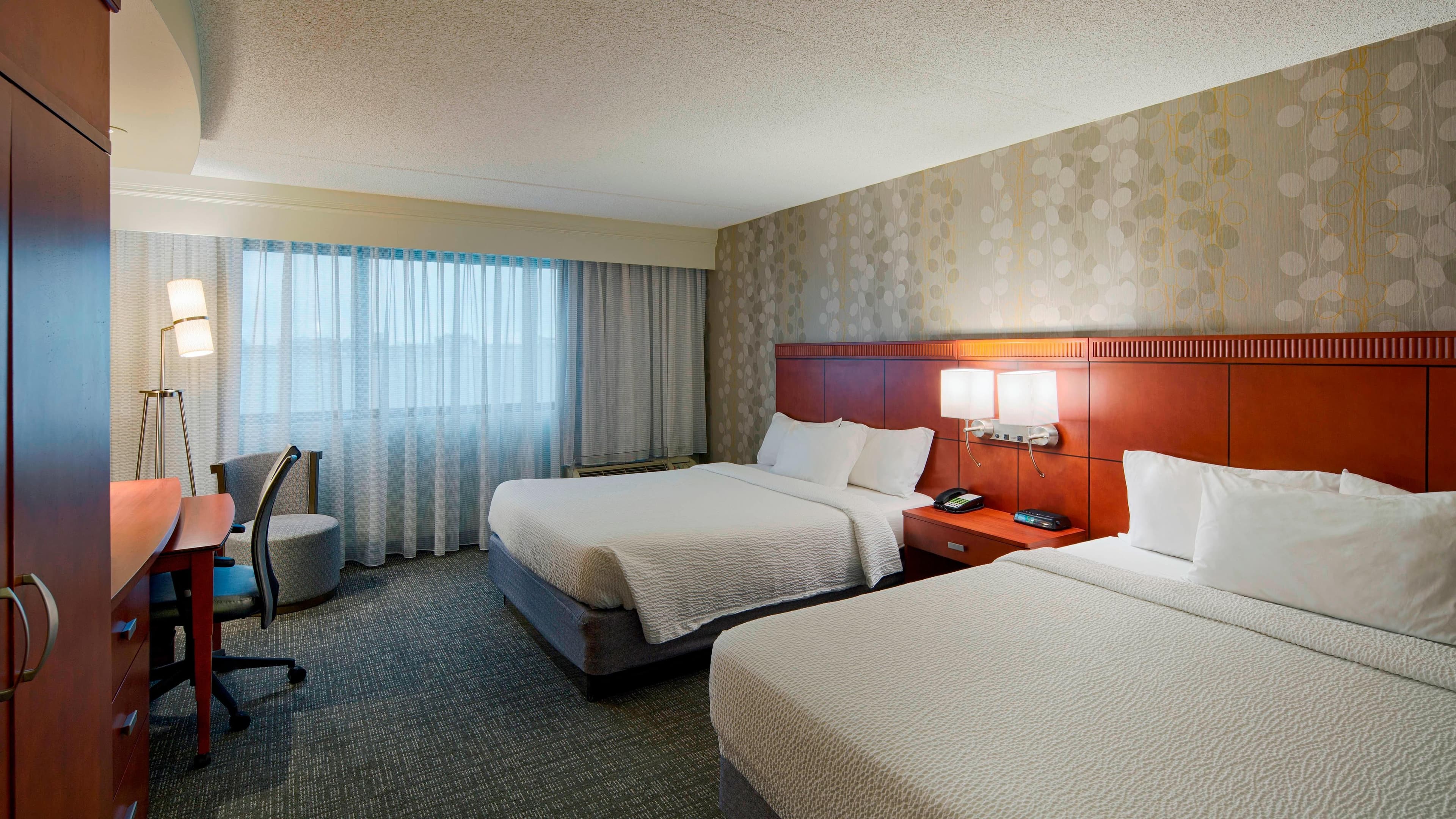 Courtyard Columbus West/Hilliard — 7