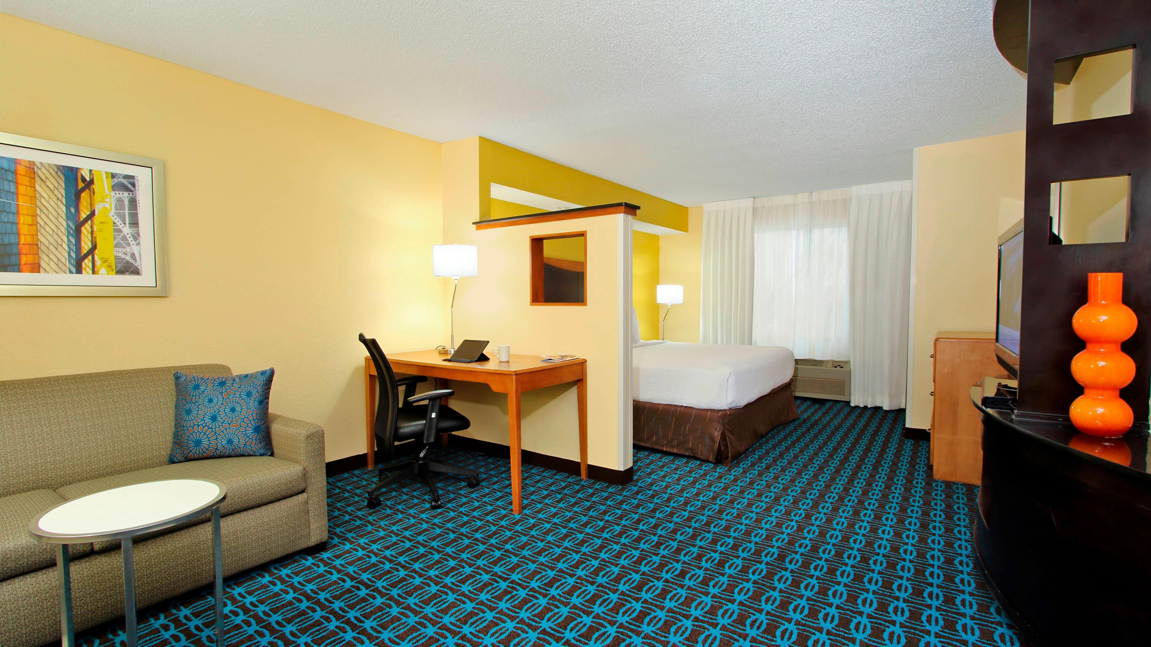 Fairfield Inn & Suites Colorado Springs South - Image 2