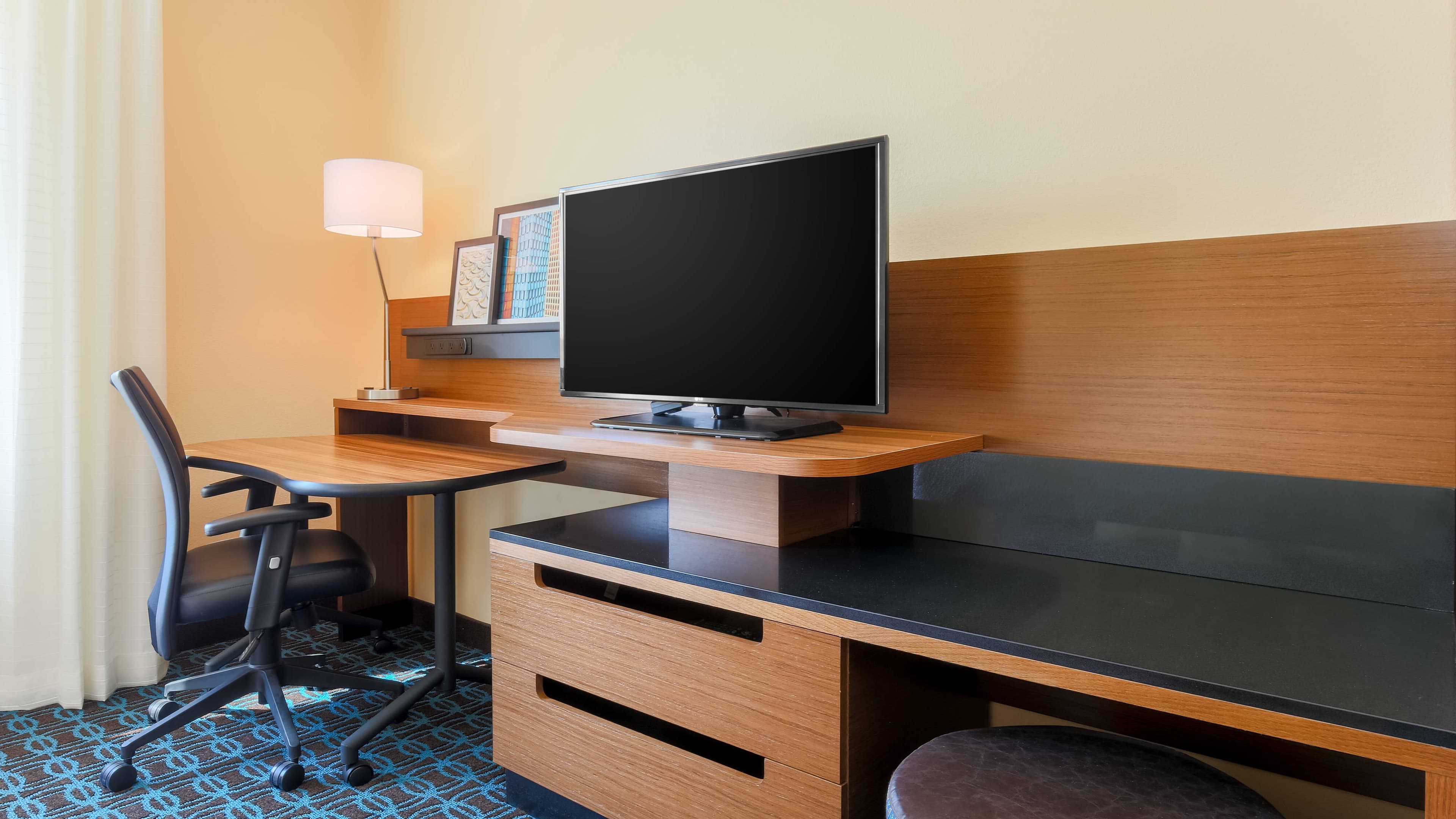 Fairfield Inn & Suites Cotulla - Image 4