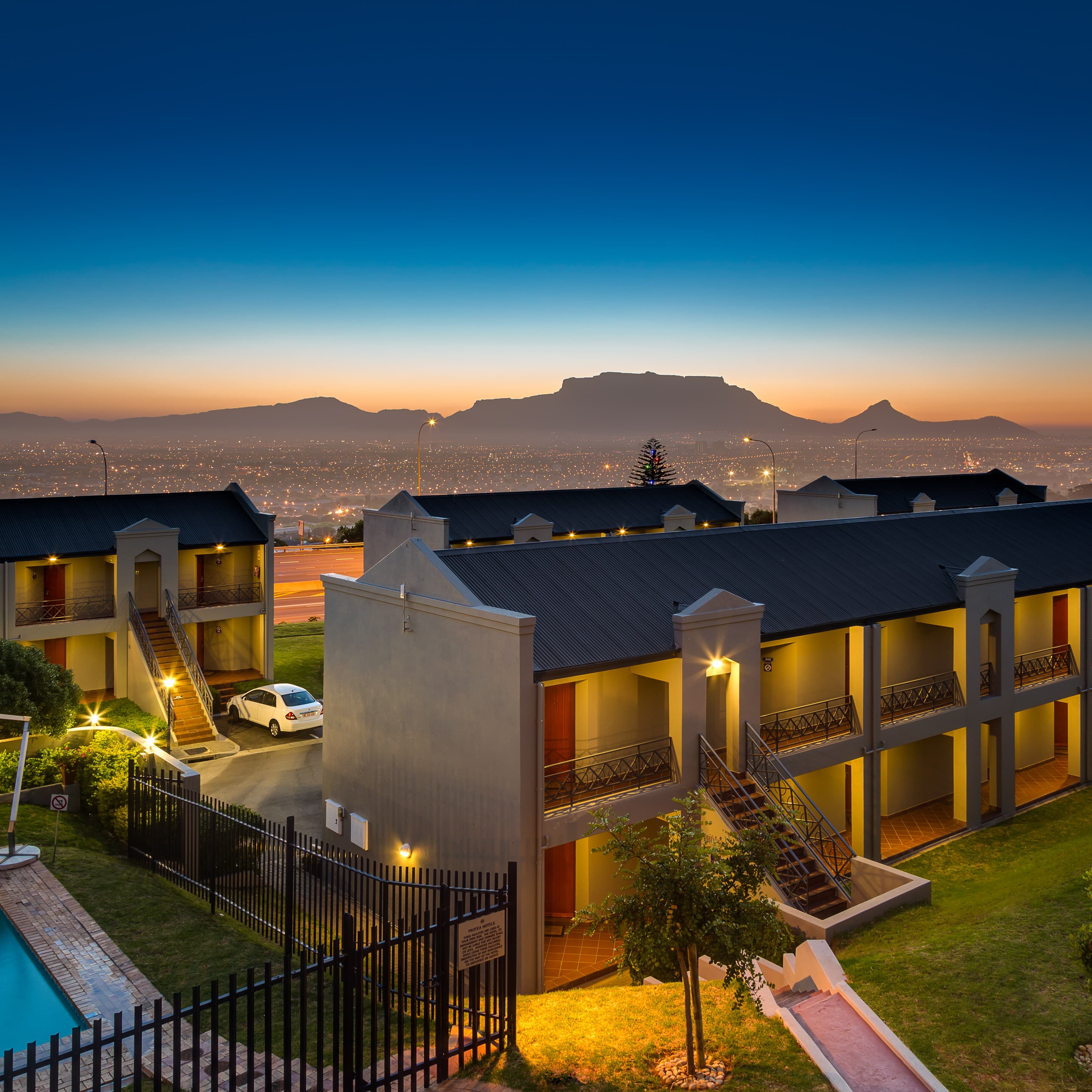 Protea Hotel Cape Town Tyger Valley - Image 1