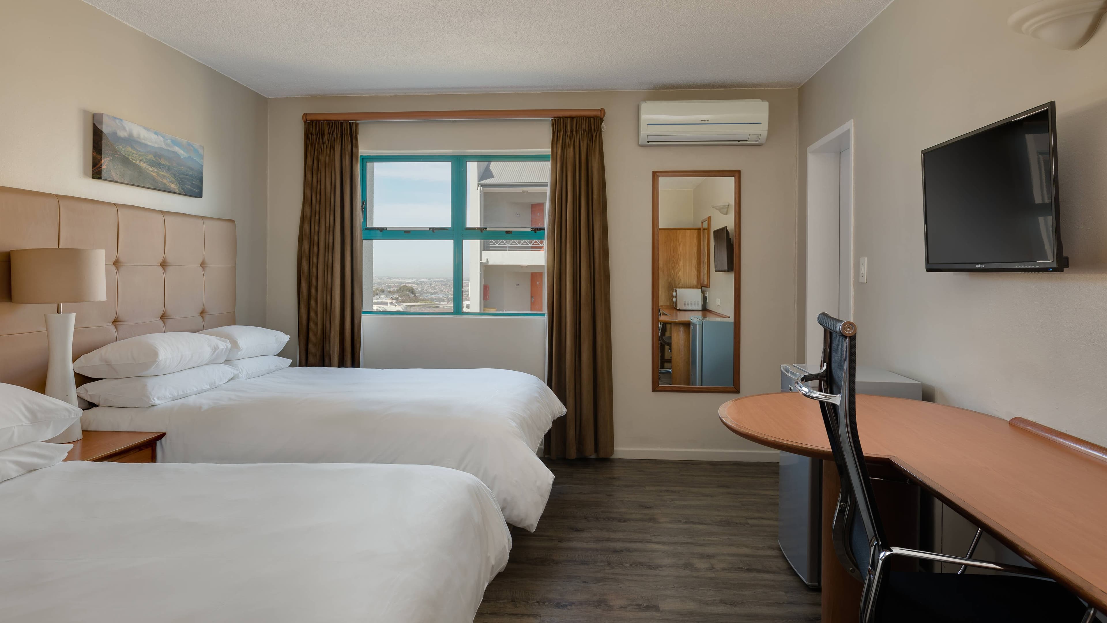 Protea Hotel Cape Town Tyger Valley - Image 2