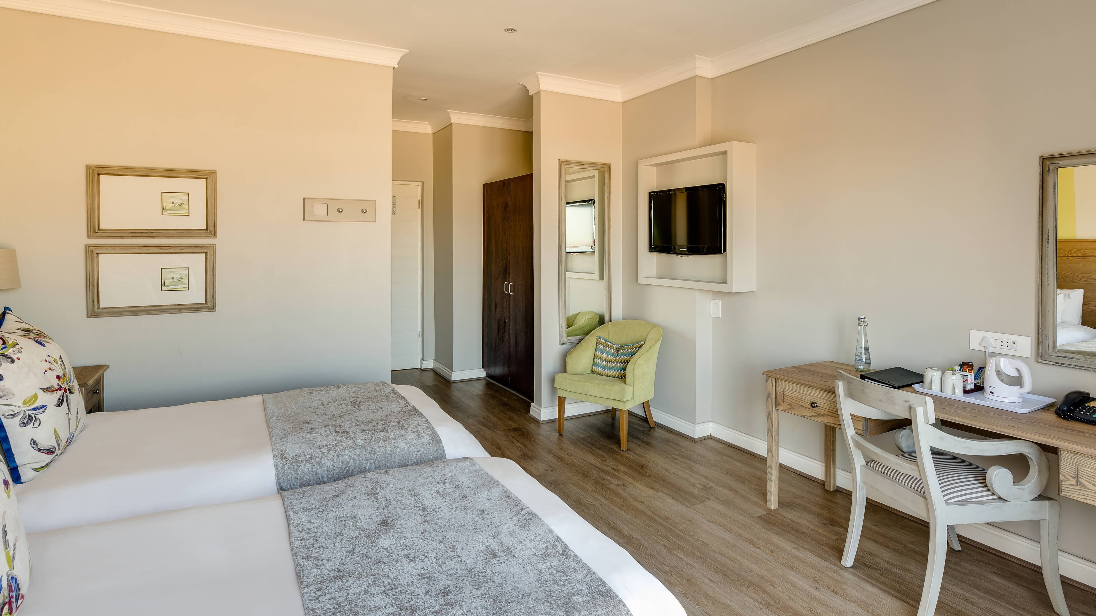 Holiday Inn Express Cape Town City Centre — 12