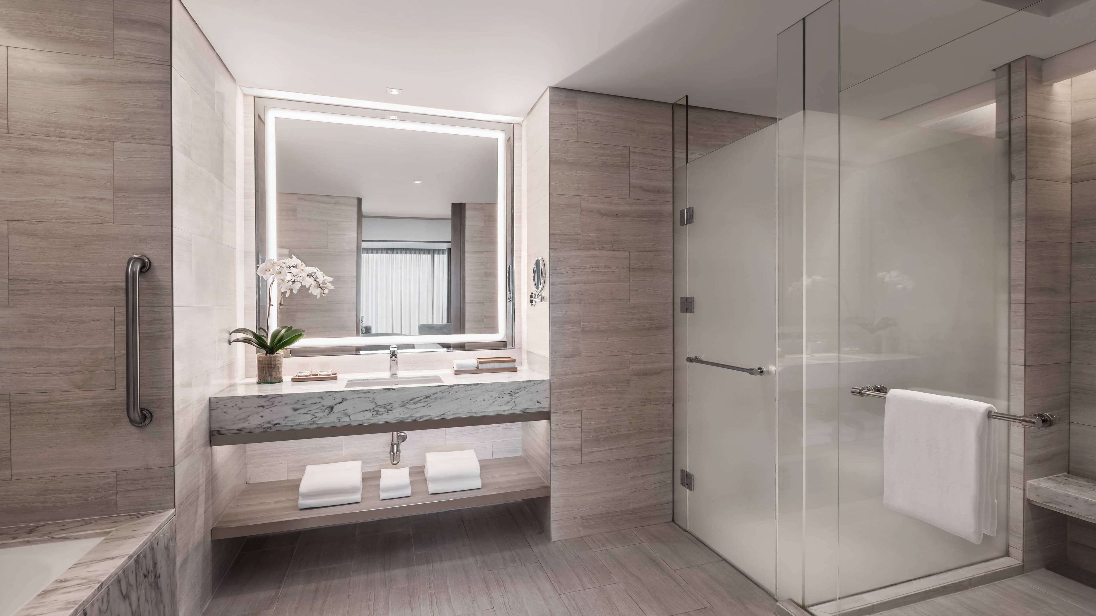 Clark Marriott Hotel — 32