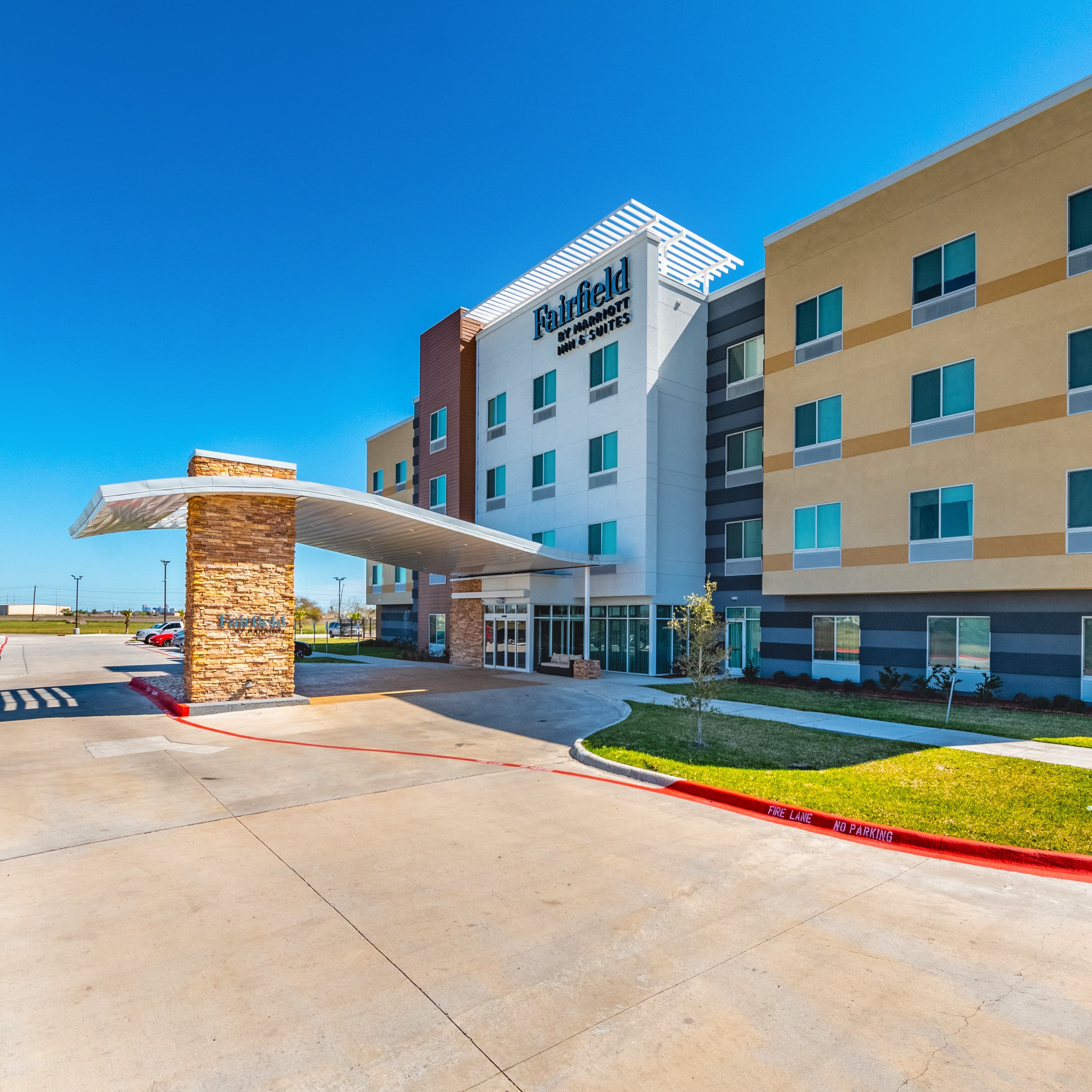 Fairfield Inn & Suites Corpus Christi Central - Image 1