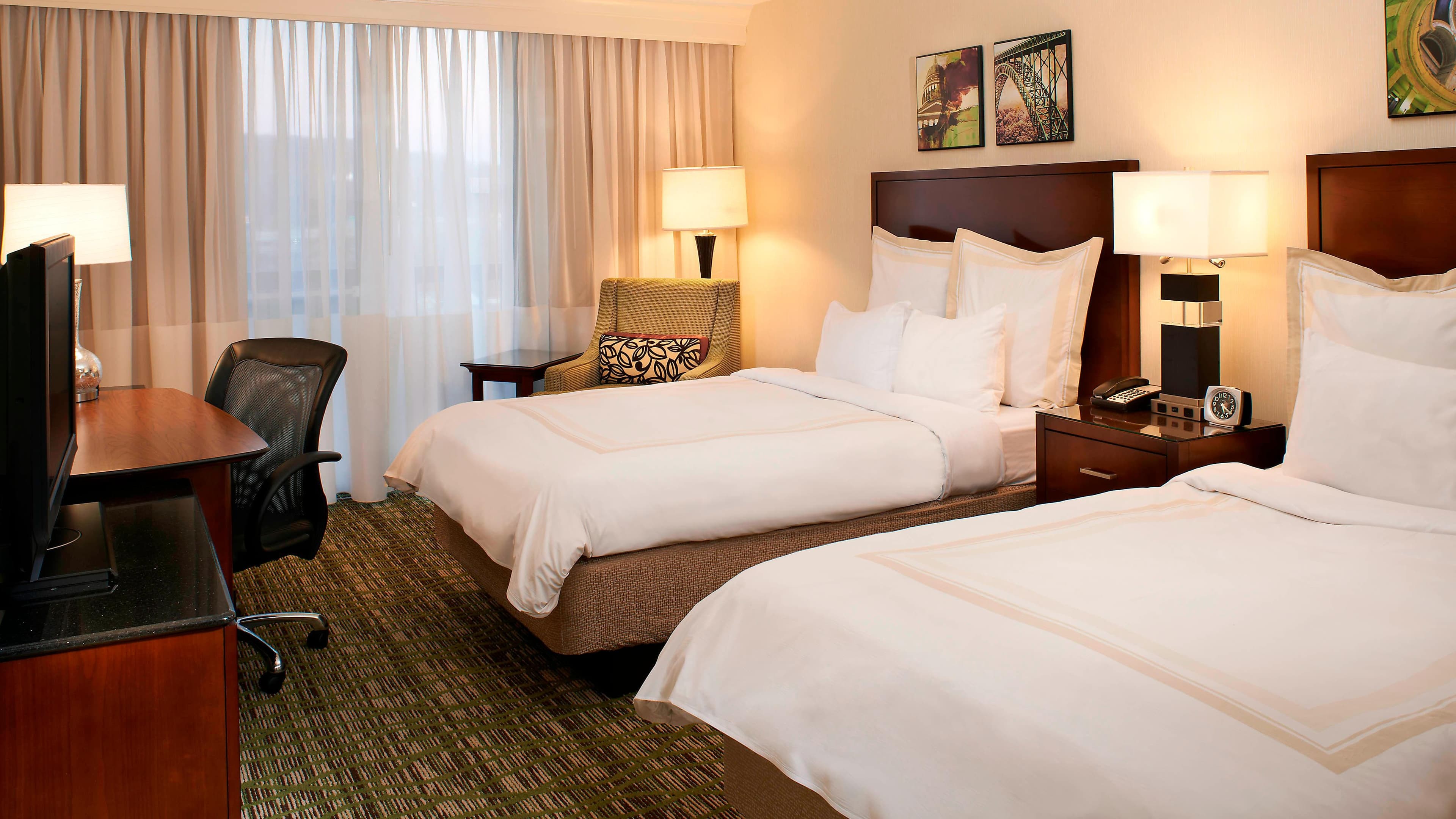 Charleston Marriott Town Center - Image 2