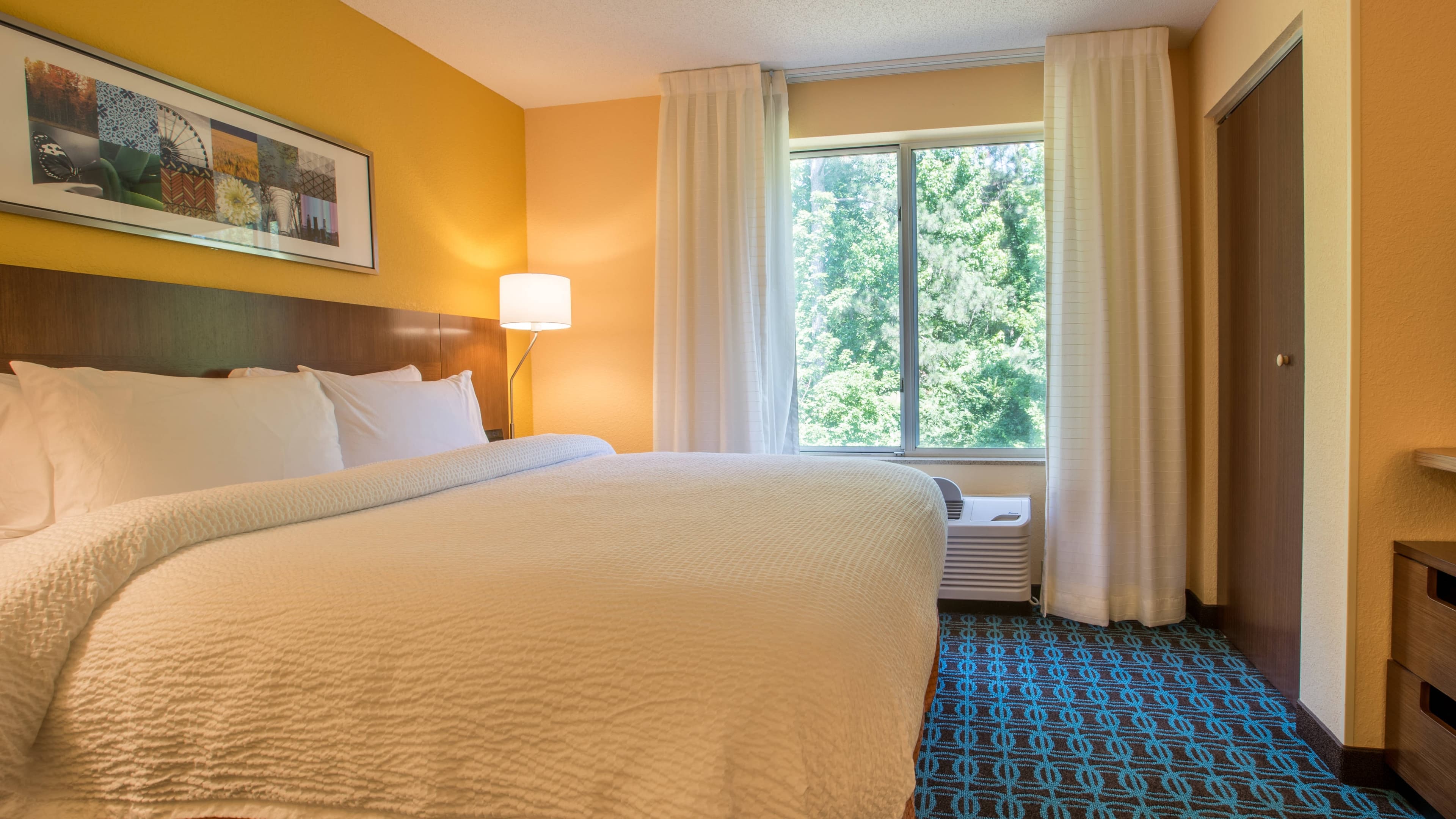 Fairfield Inn & Suites Columbus — 6