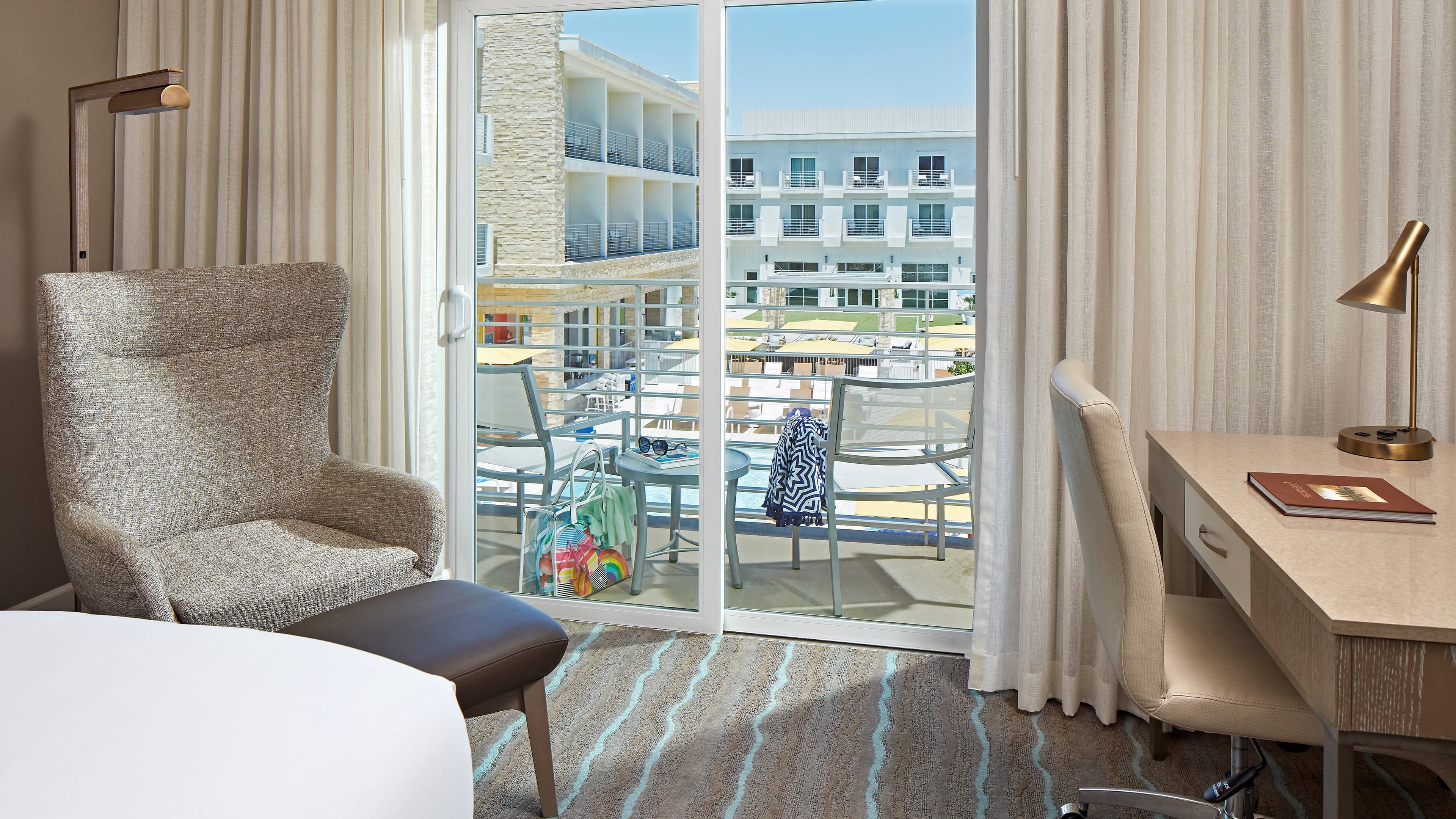 HOTEL PASEO, Autograph Collection — 17