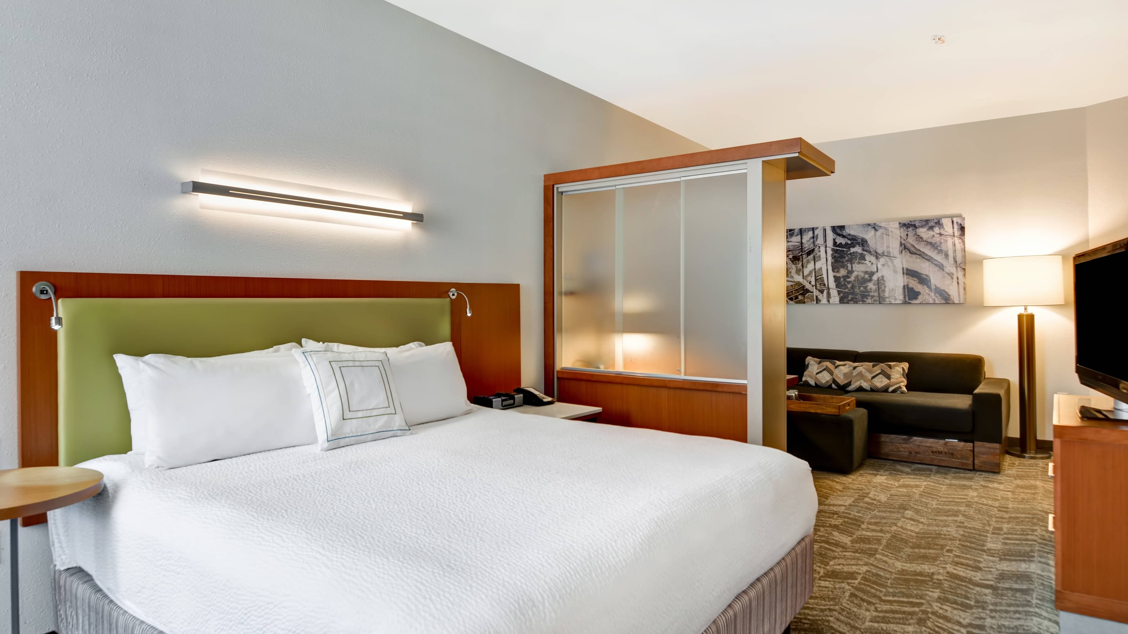 SpringHill Suites Cincinnati Midtown - Image 3