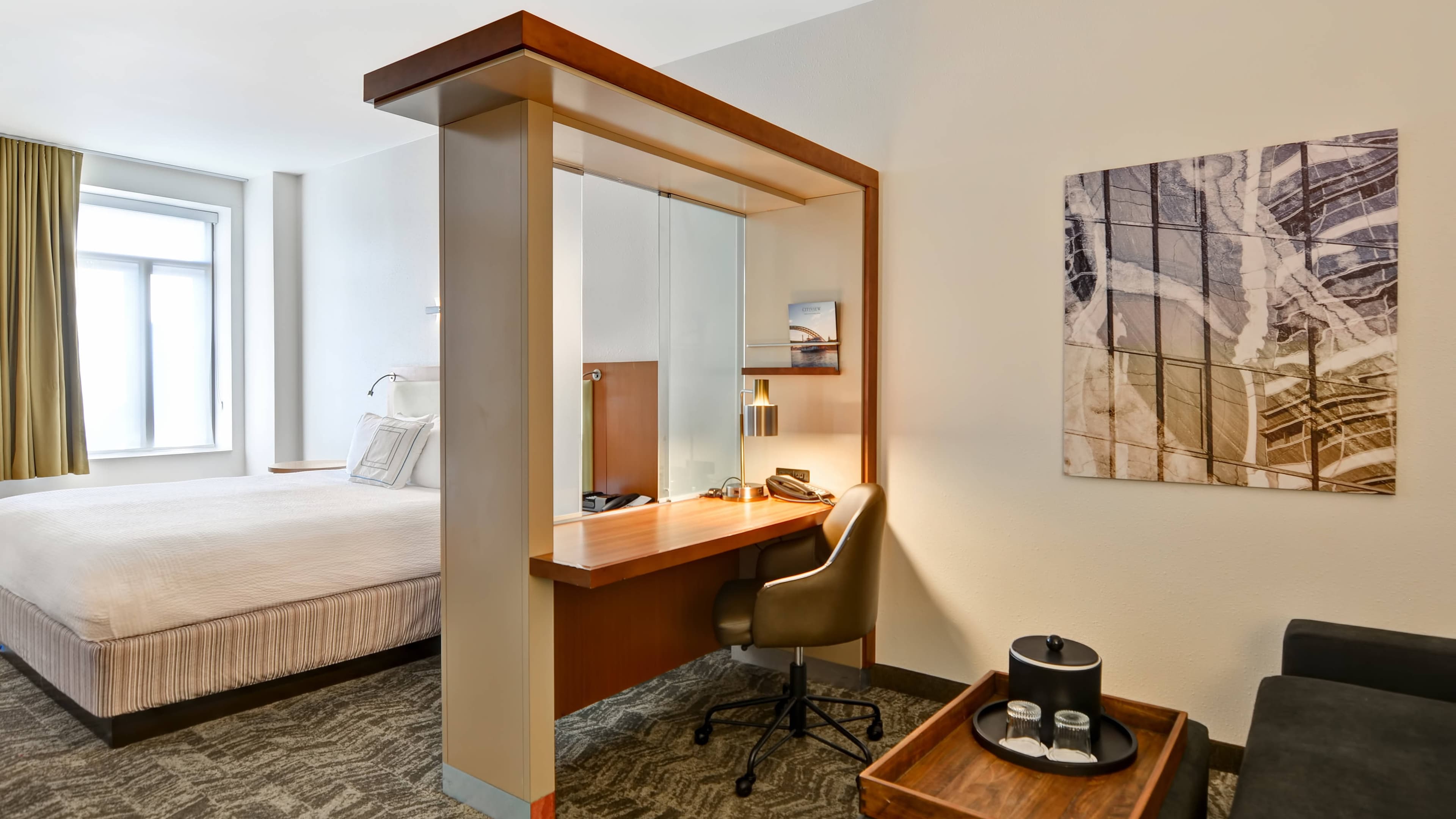 SpringHill Suites Cincinnati Midtown - Image 5