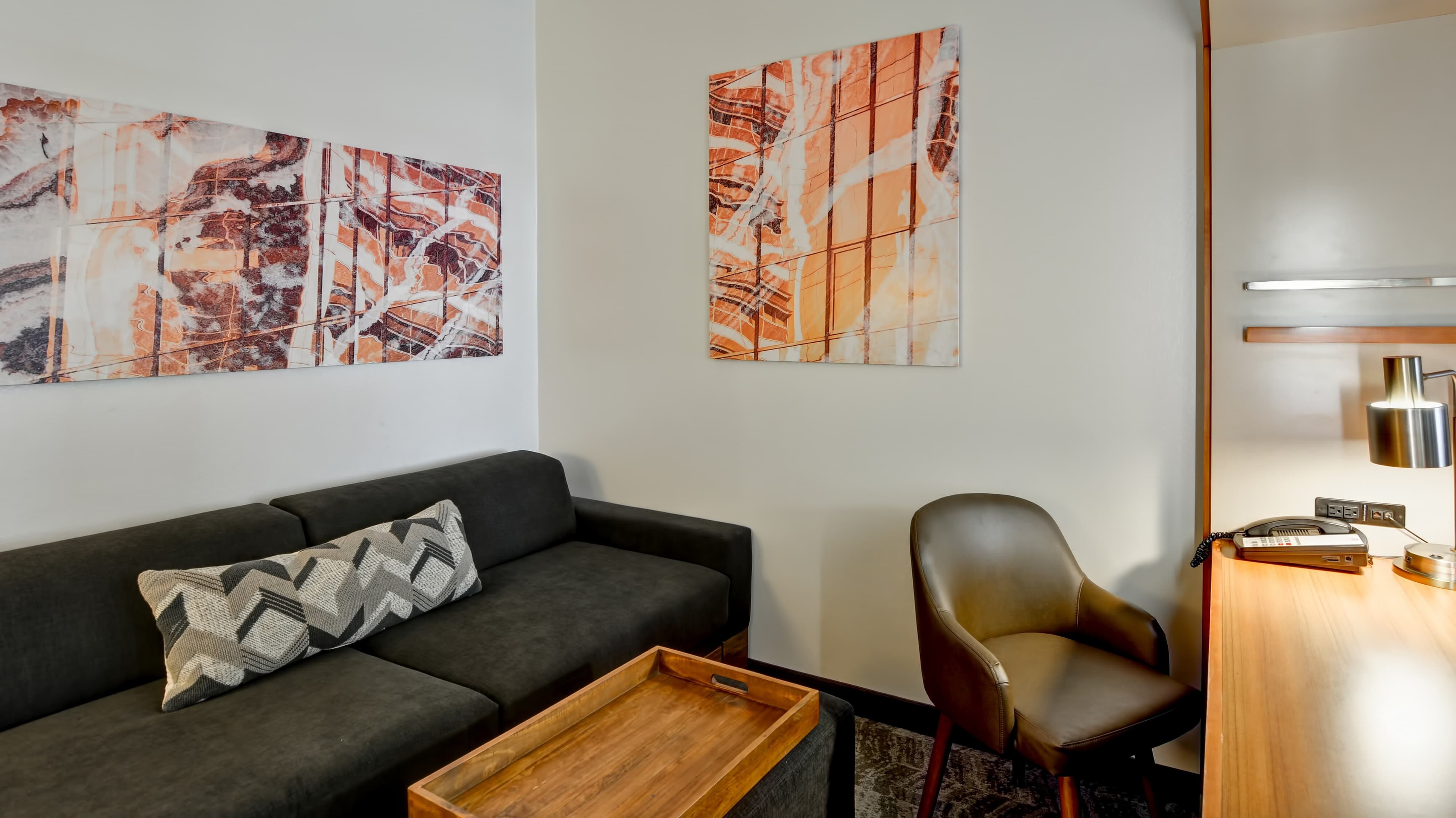 SpringHill Suites Cincinnati Airport South - Image 4