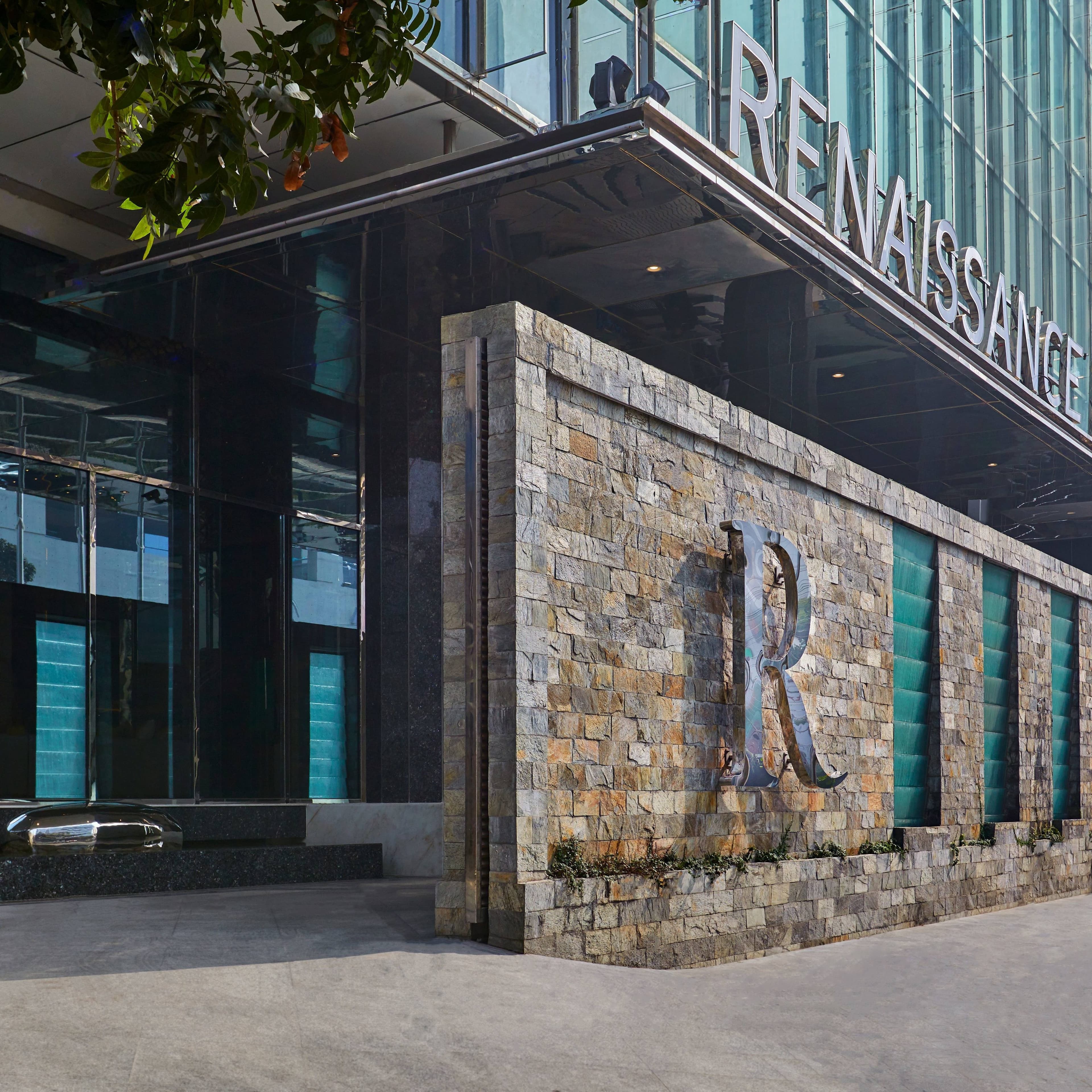 Renaissance Dhaka Gulshan Hotel - Image 1