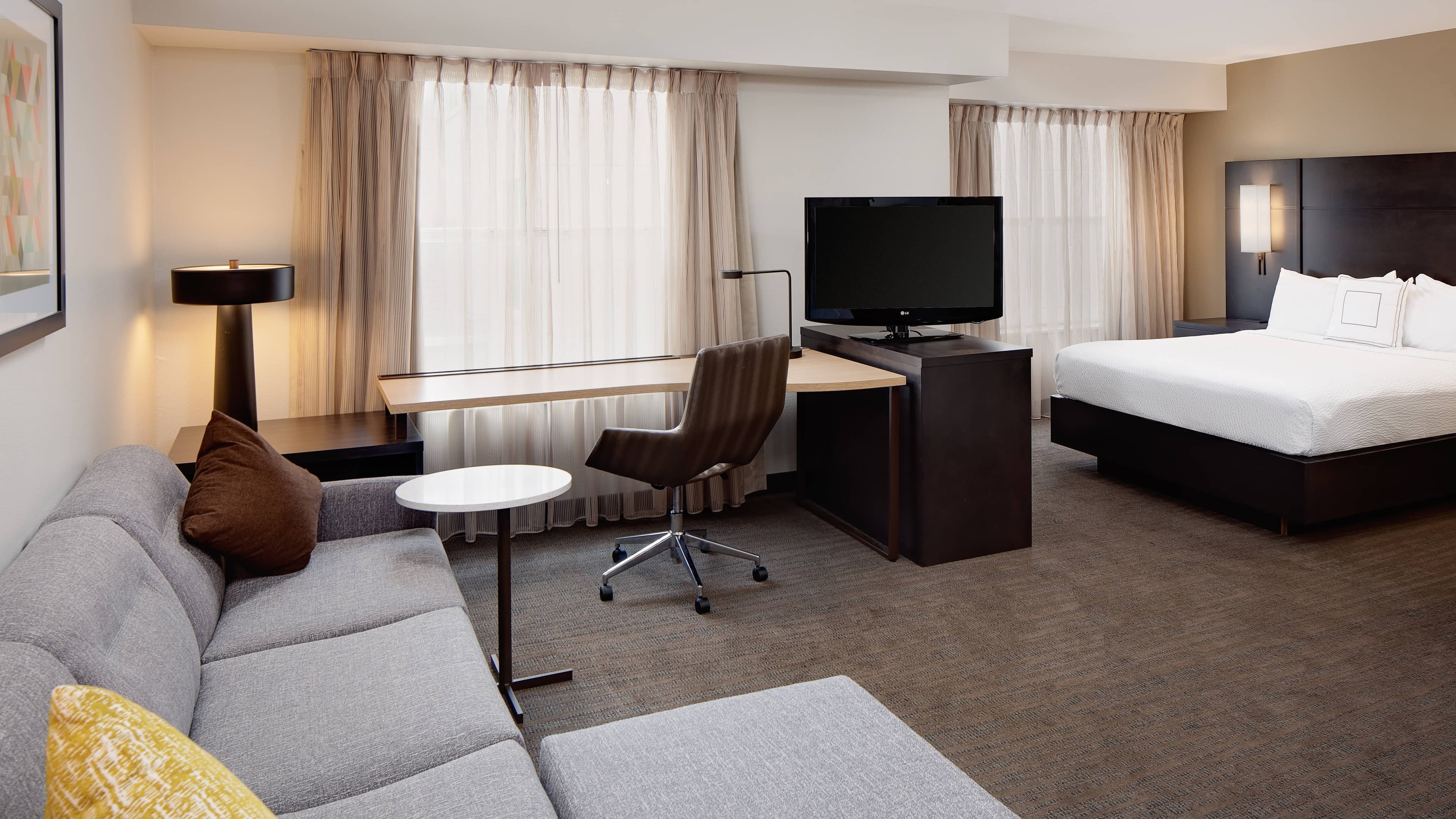 Hotel Indigo Dallas Downtown — 15